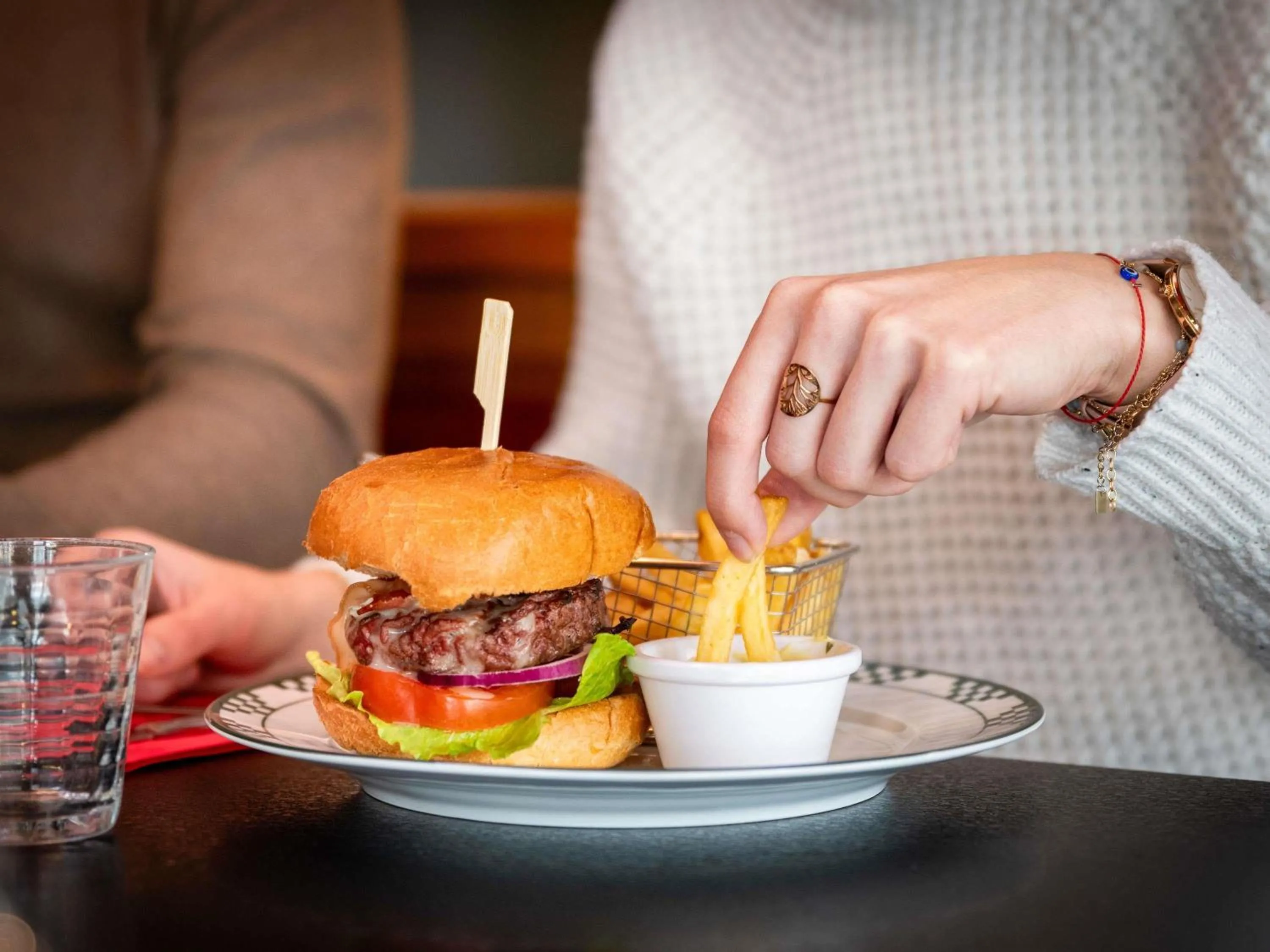 Restaurant/places to eat in ibis Lyon Gare Part Dieu