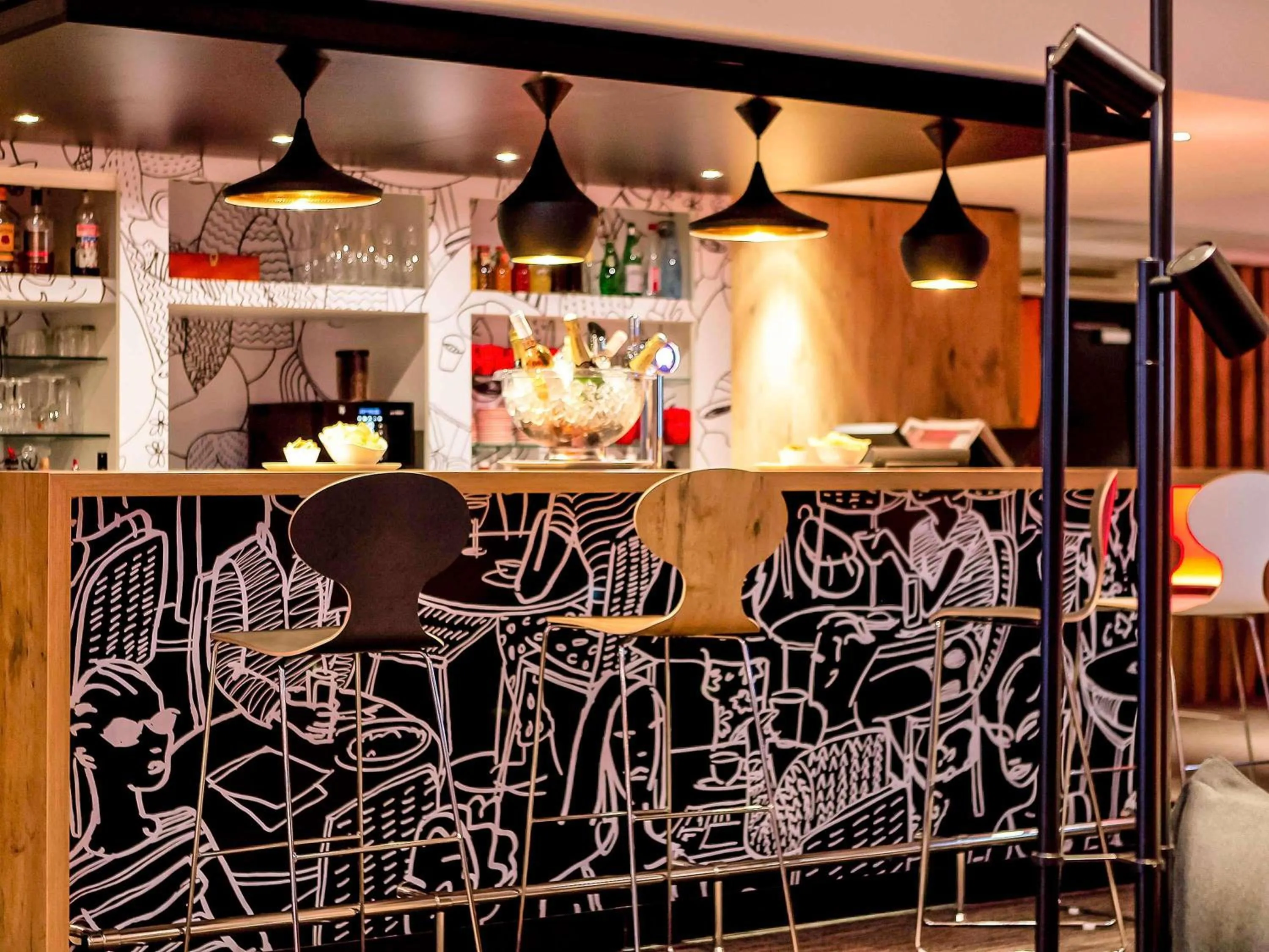 Lounge or bar in ibis Lyon Gare Part Dieu