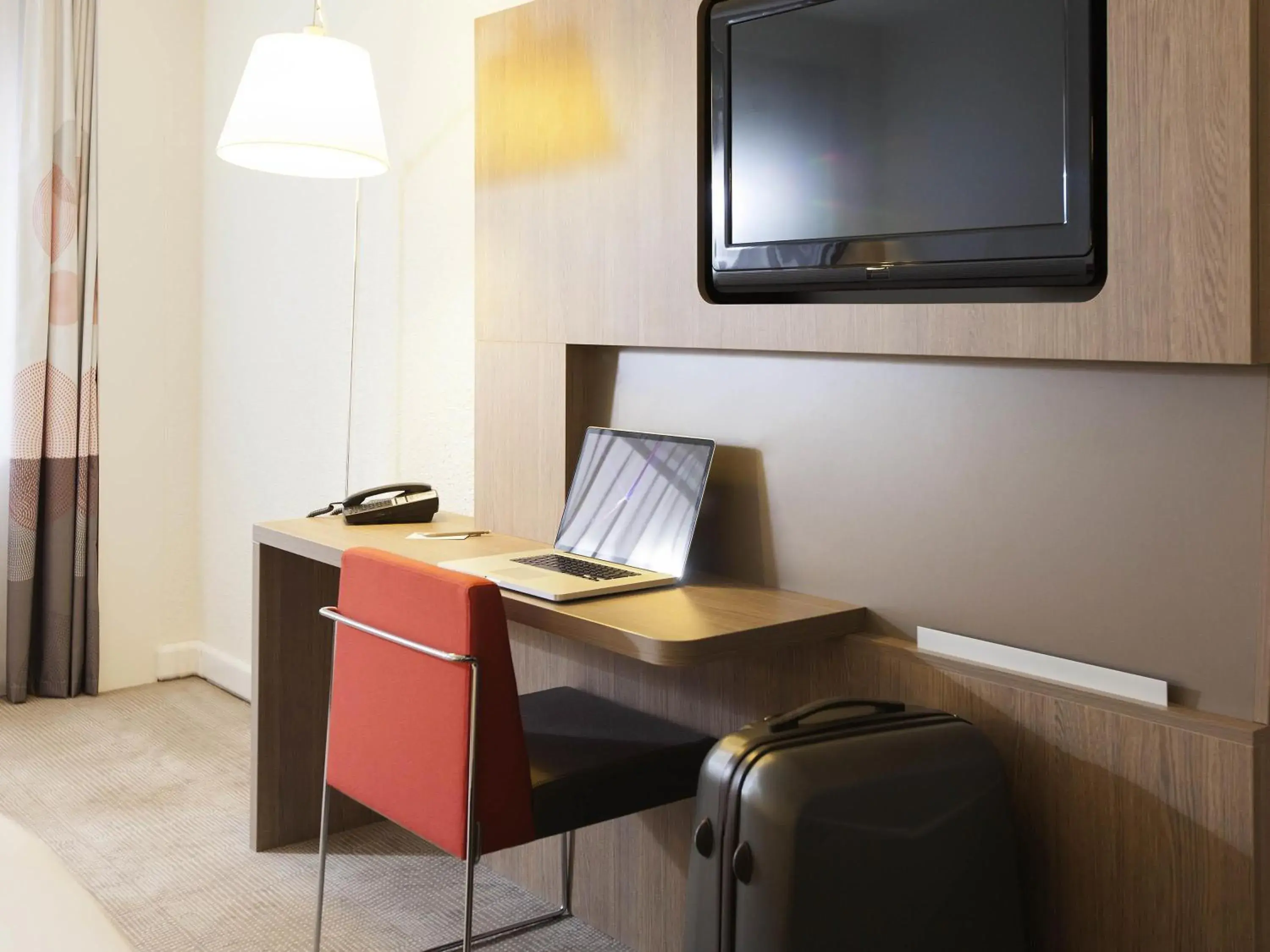 Bedroom in Novotel Metz Centre Bedroom in Novotel Metz Centre