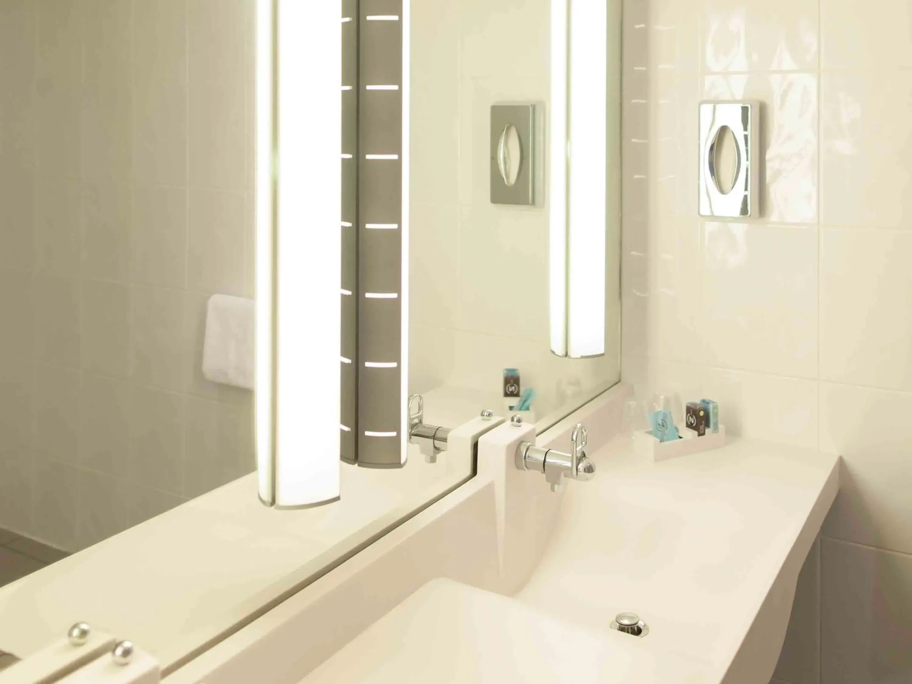 Bedroom in Novotel Metz Centre Bedroom in Novotel Metz Centre