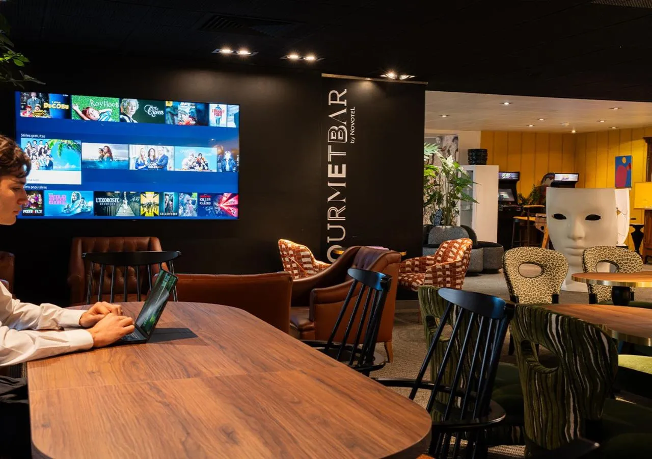 Restaurant/places to eat in Novotel Metz Centre