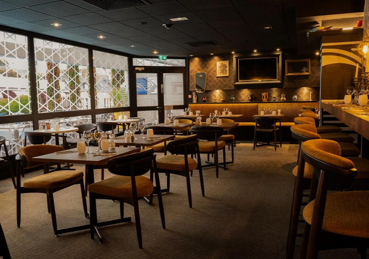 Restaurant/places to eat in Novotel Metz Centre