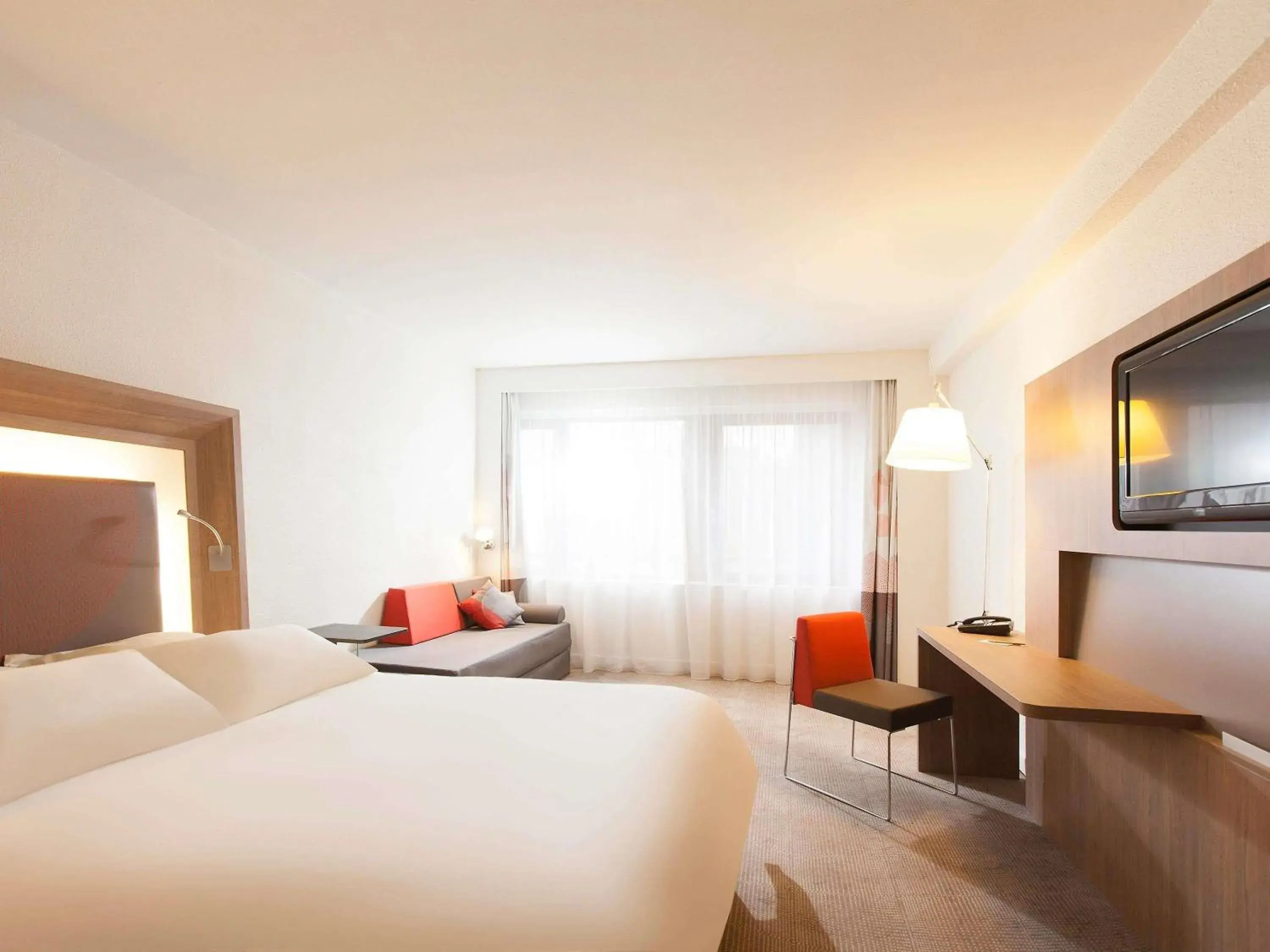 Property building, Bed in Novotel Metz Centre Property building, Bed in Novotel Metz Centre