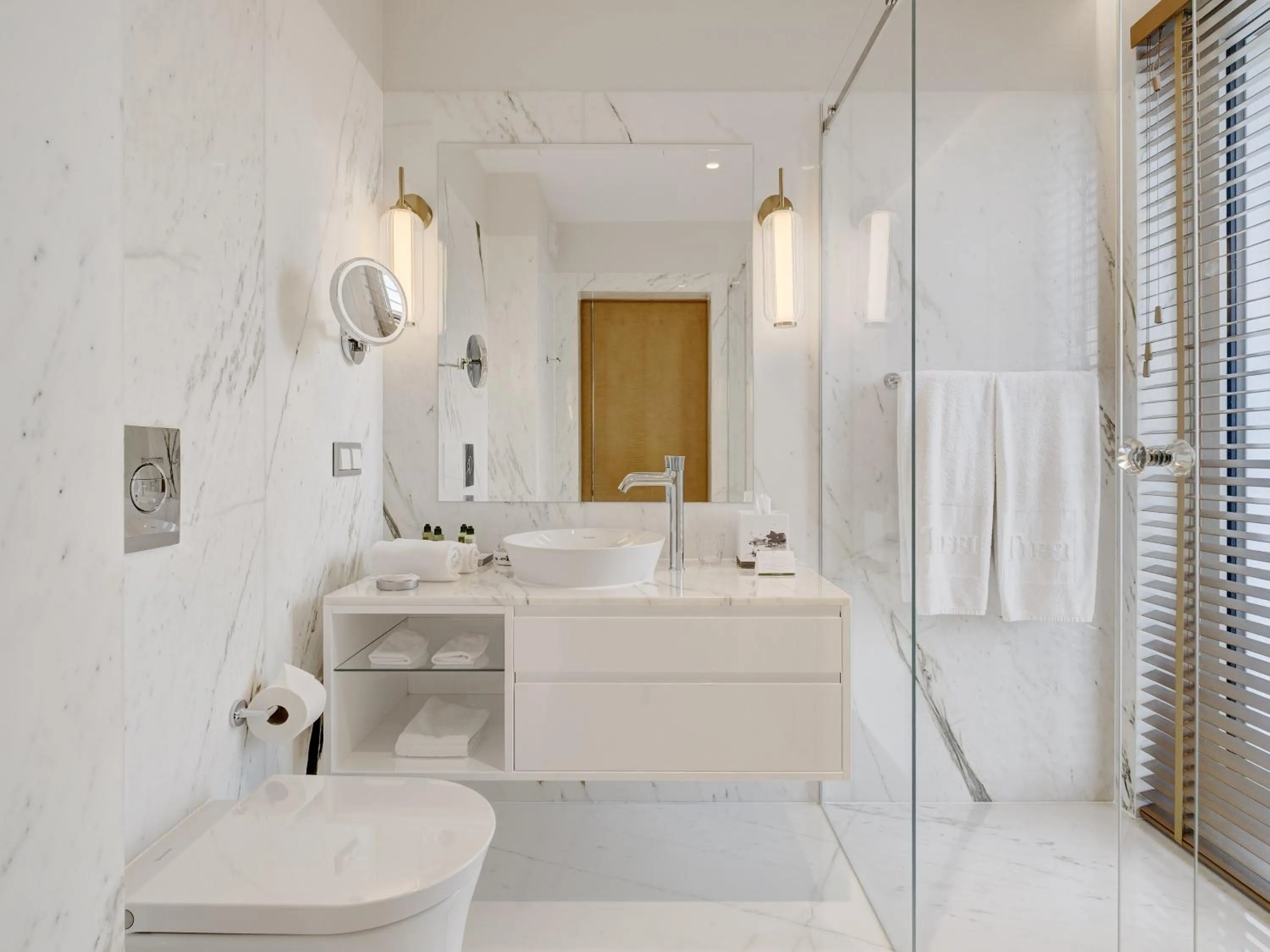 Shower in GrandHotel Tiffi