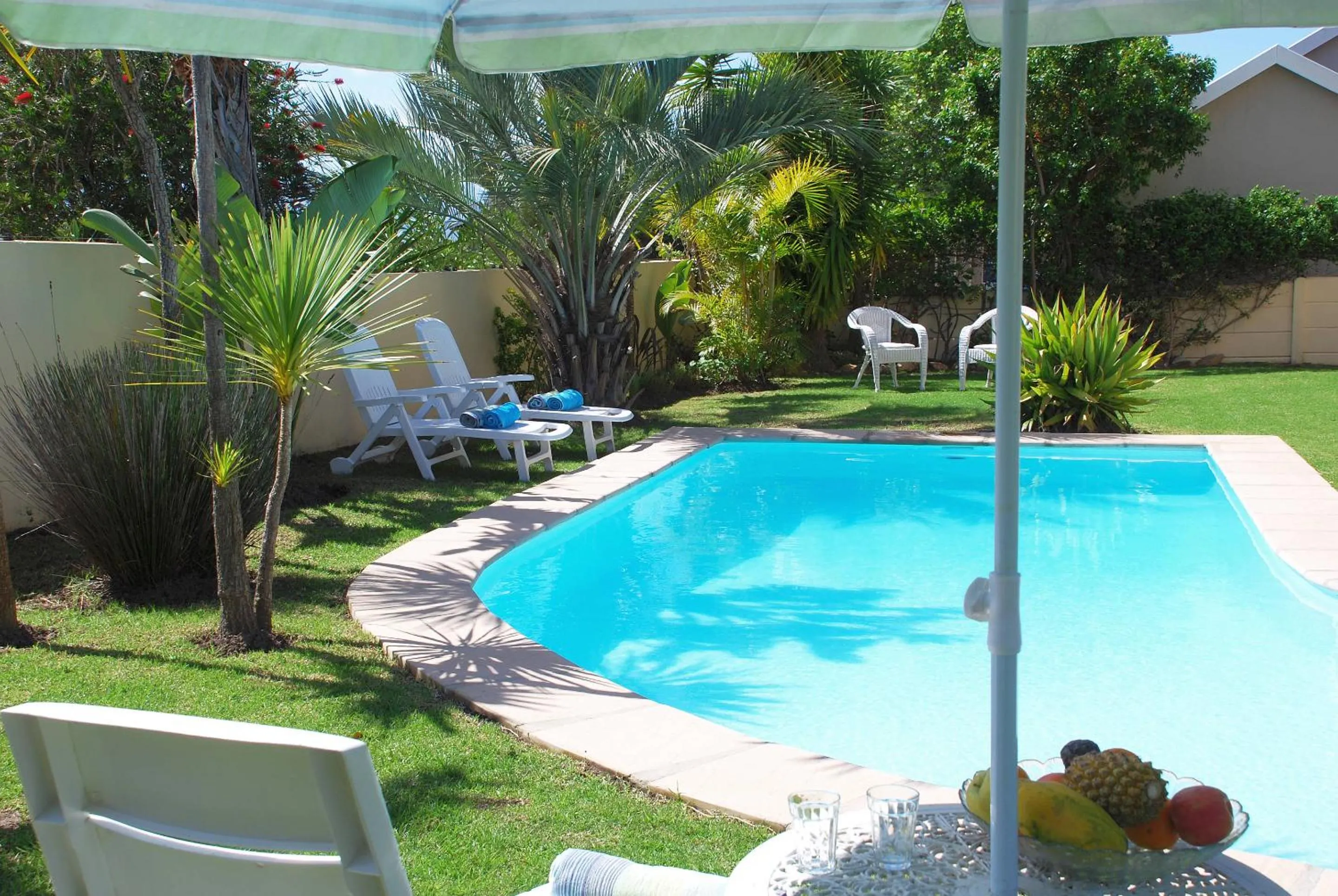 Swimming pool in Mandalay Guest House Plettenberg Bay