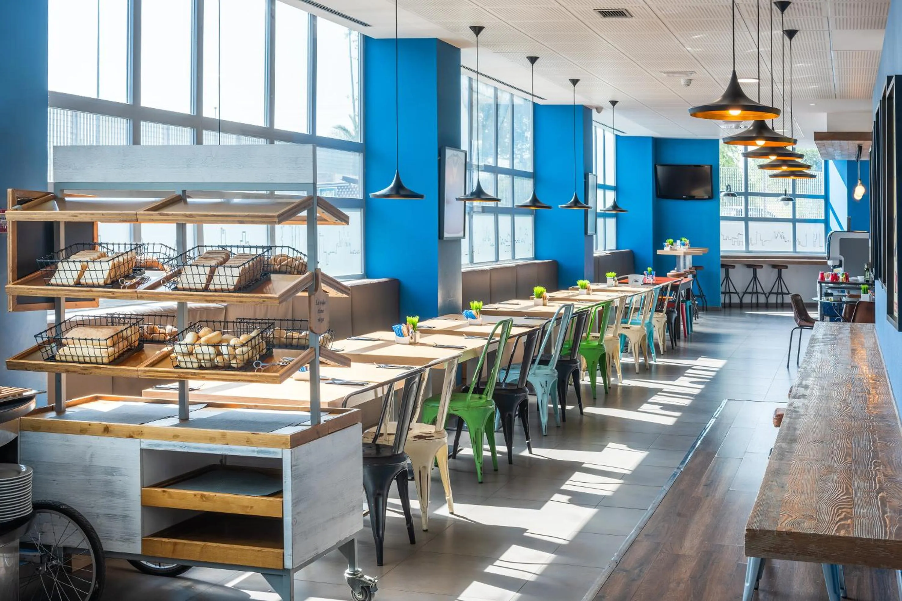 Breakfast in Madrid Airport Suites, Affiliated by Meliá