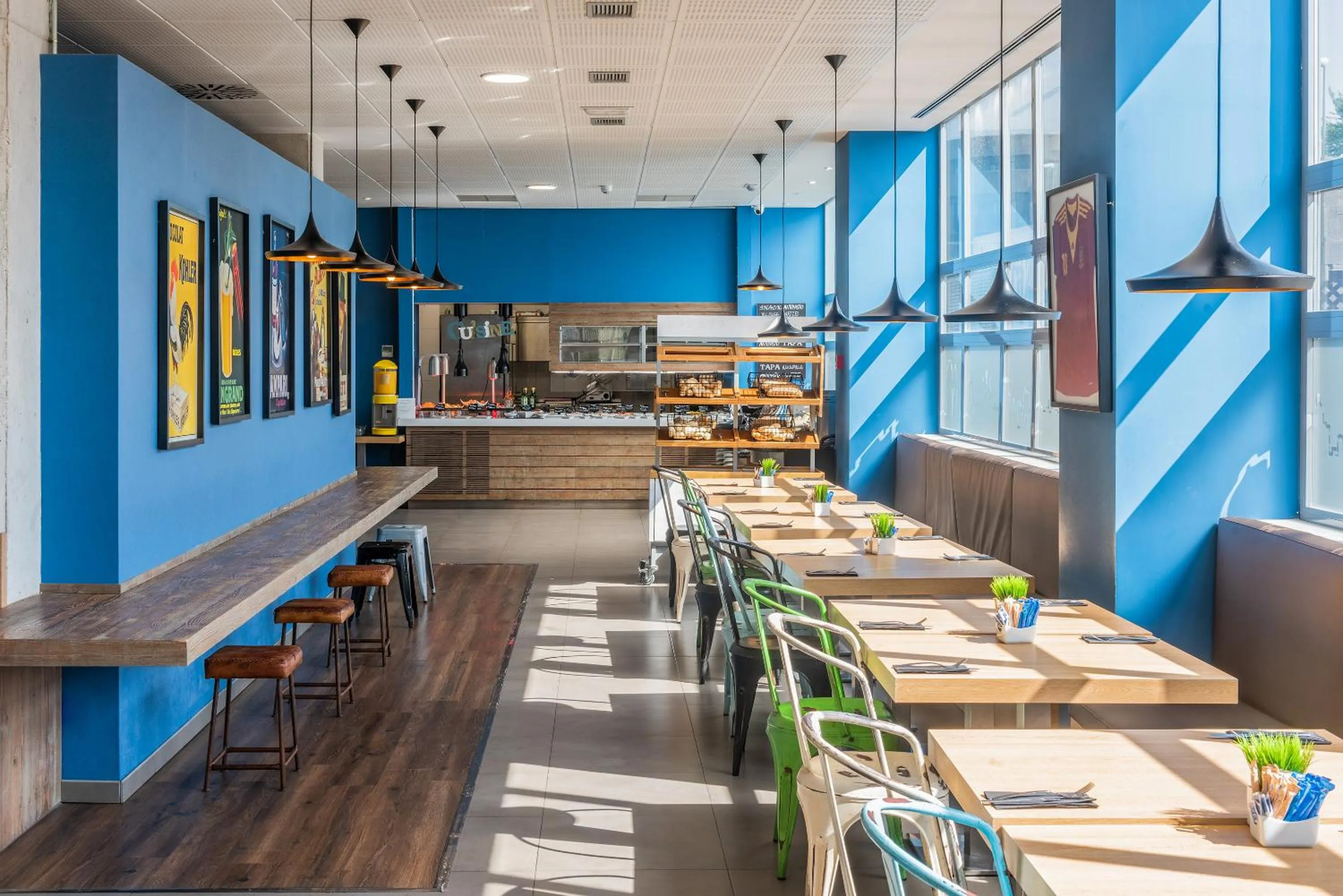 Restaurant/places to eat in Madrid Airport Suites, Affiliated by Meliá