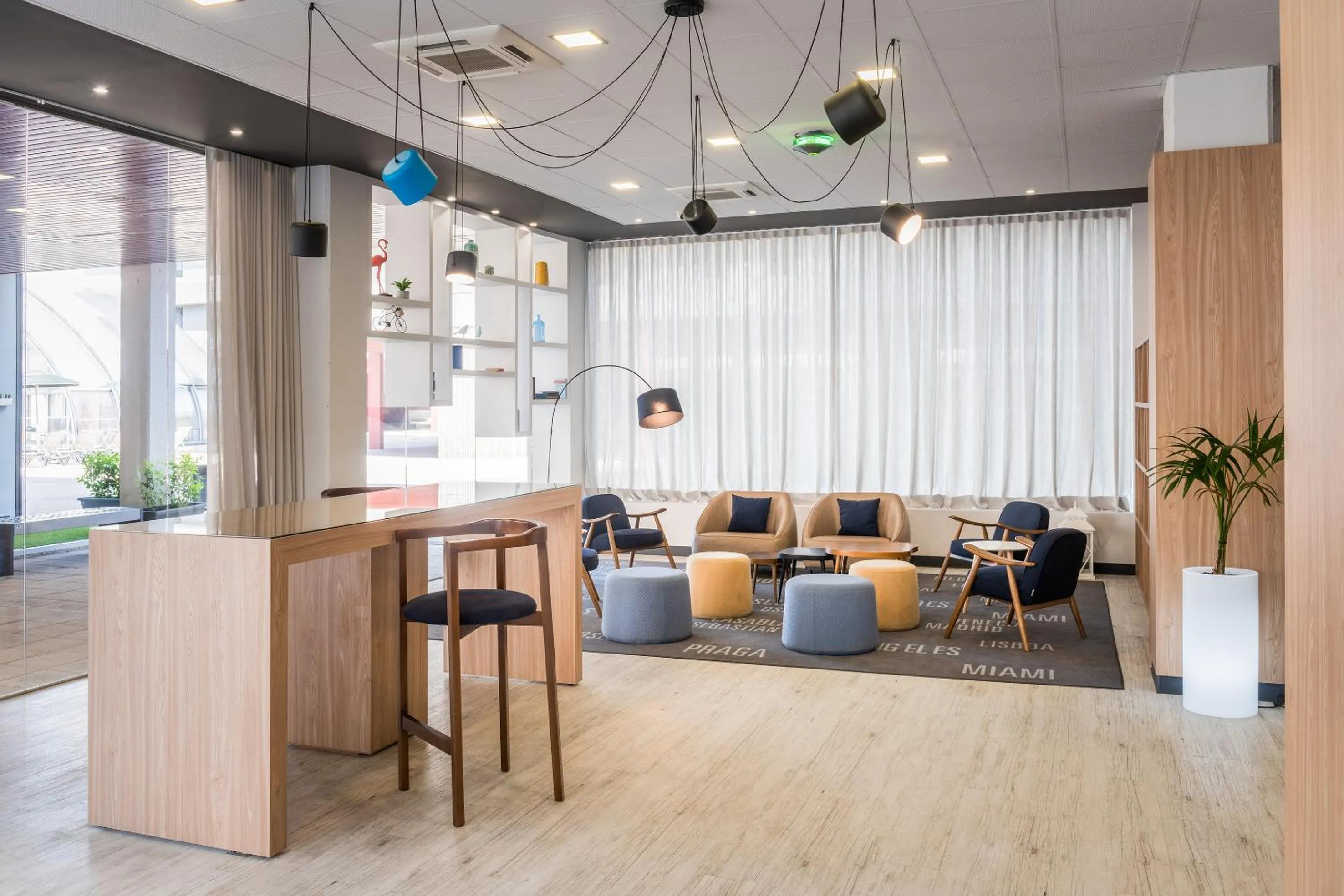 Area and facilities in Madrid Airport Suites, Affiliated by Meliá