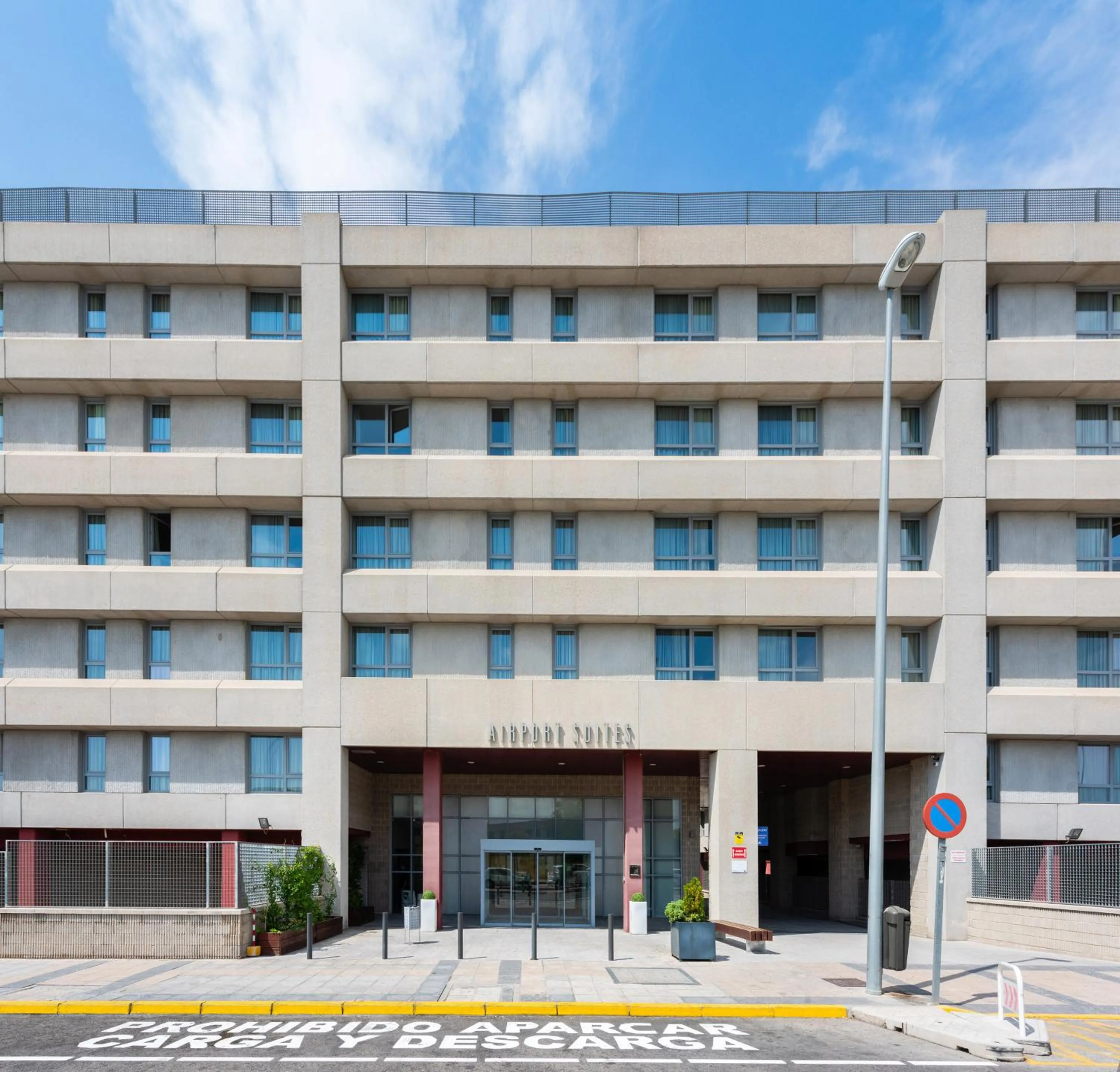 Facade/entrance in Madrid Airport Suites, Affiliated by Meliá