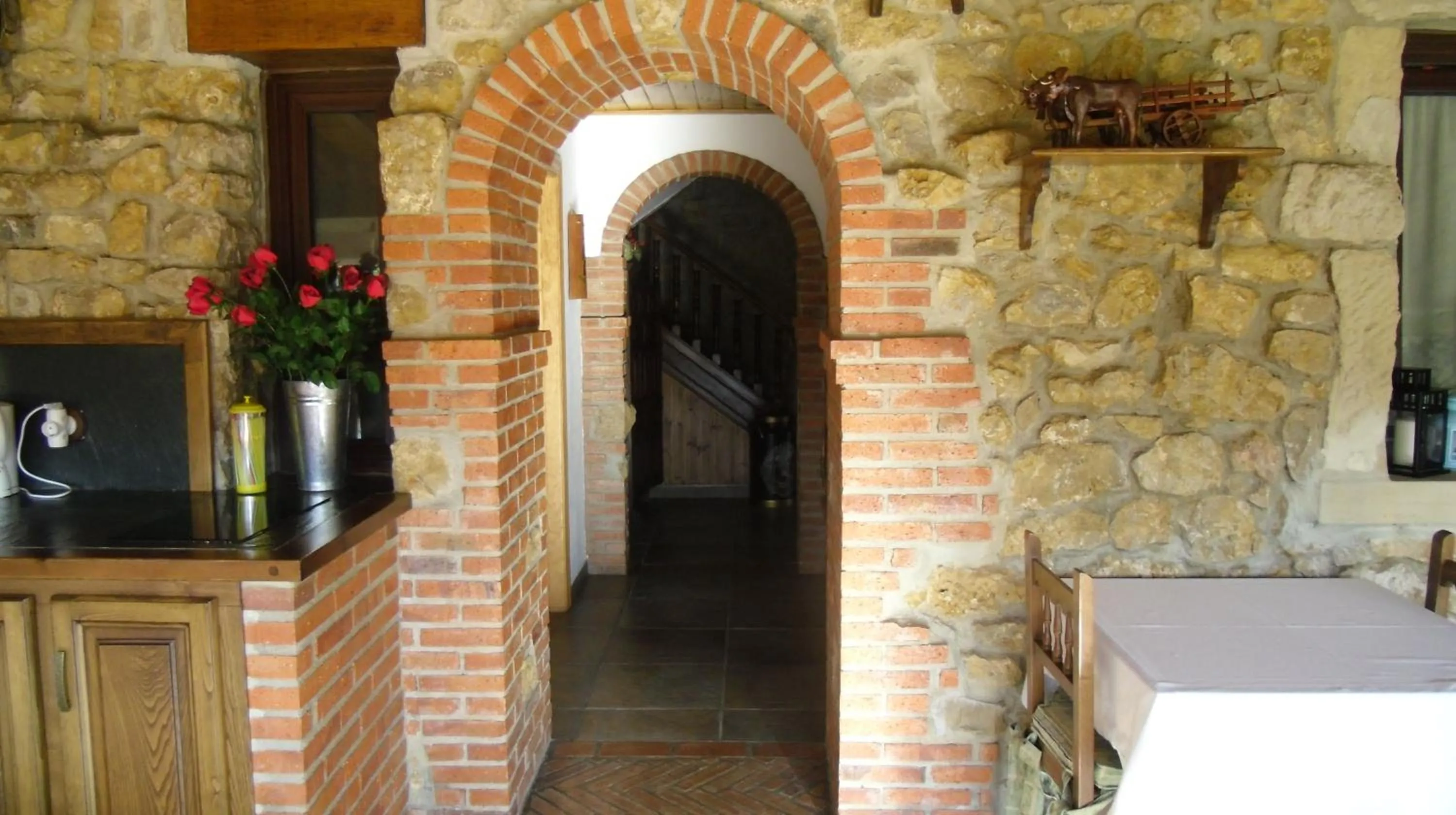 Decorative detail in Posada Herrán