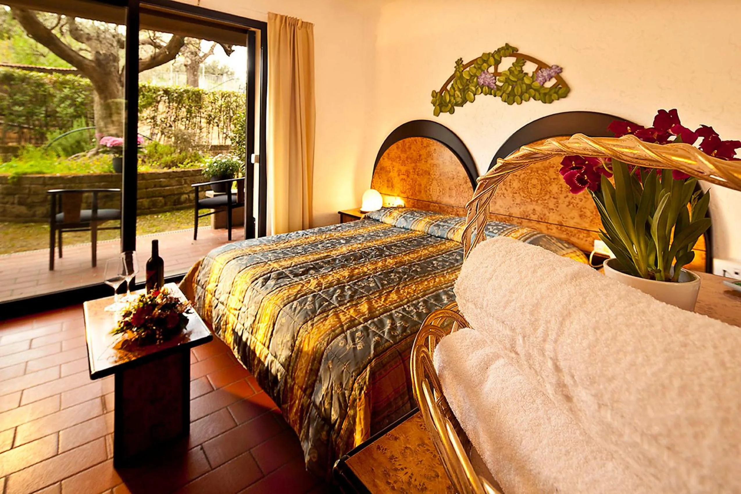 Photo of the whole room, Bed in Hotel Zì Martino