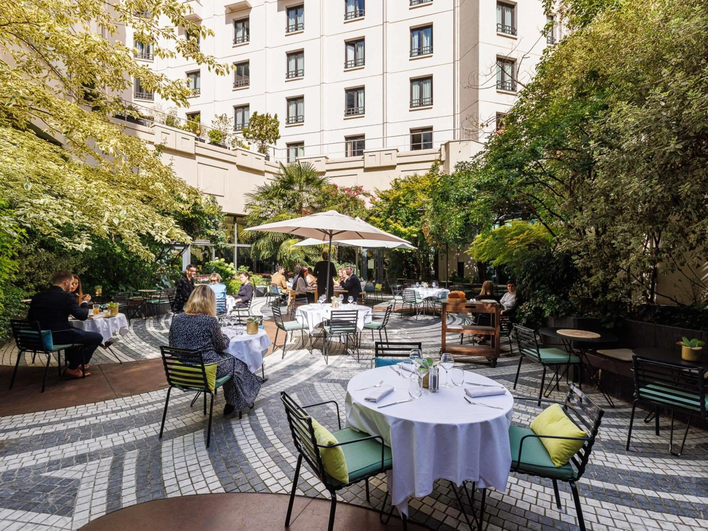 Property building in Novotel Paris Les Halles