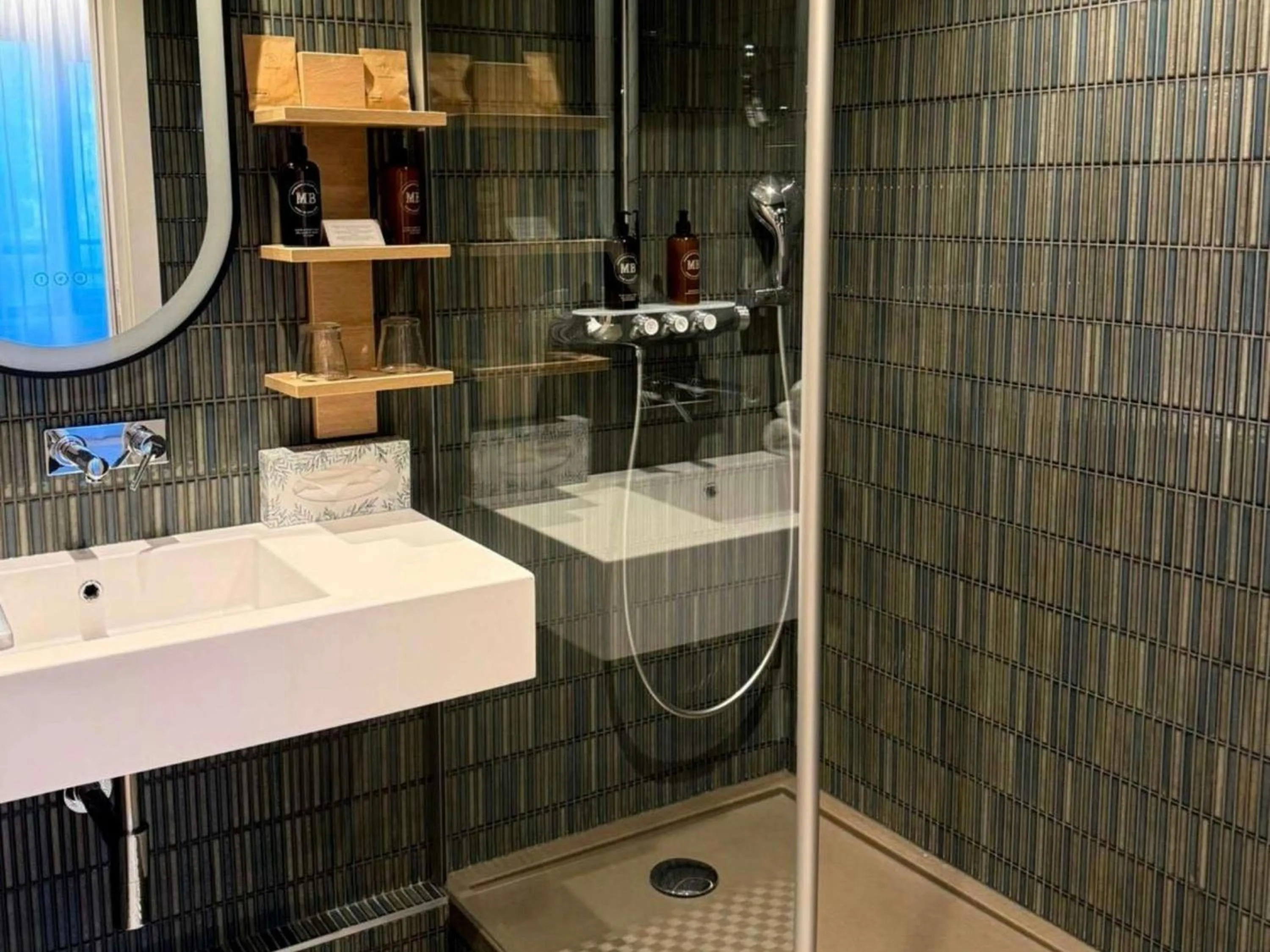 Bedroom in Novotel Paris Les Halles