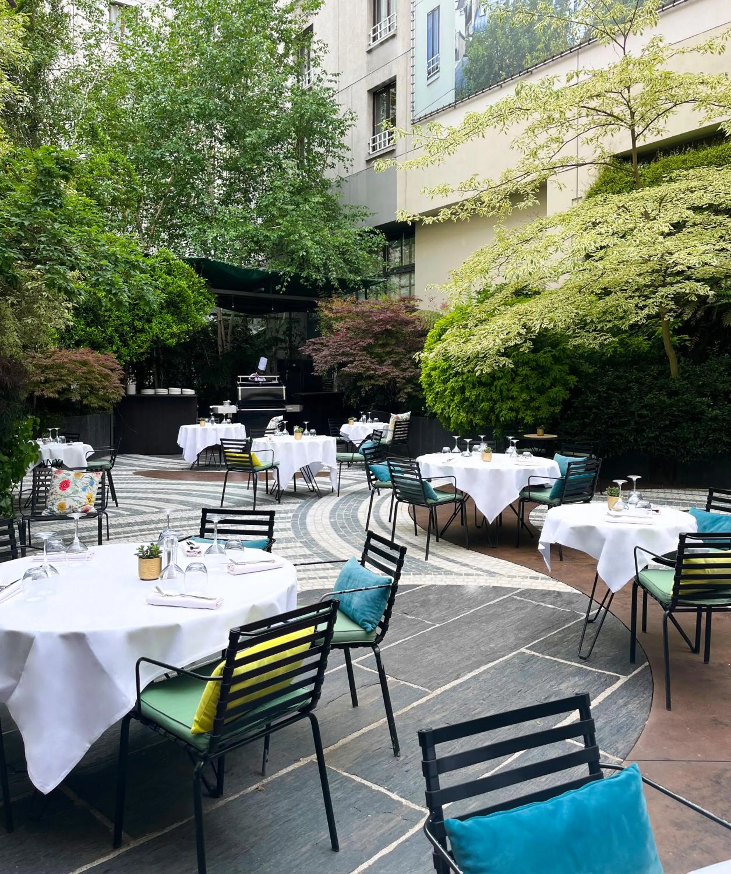 Garden in Novotel Paris Les Halles