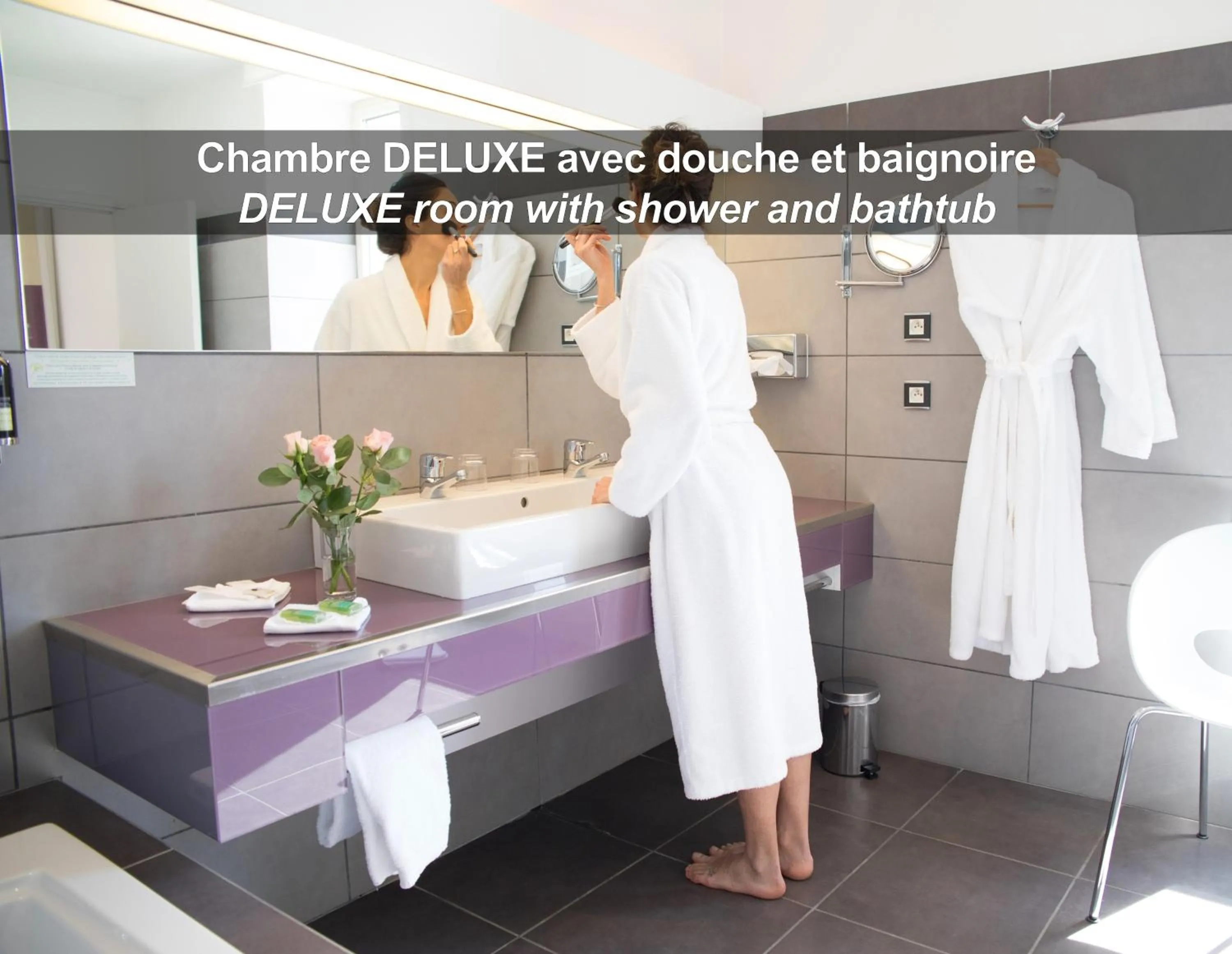 Shower in La Ferme de Bourran