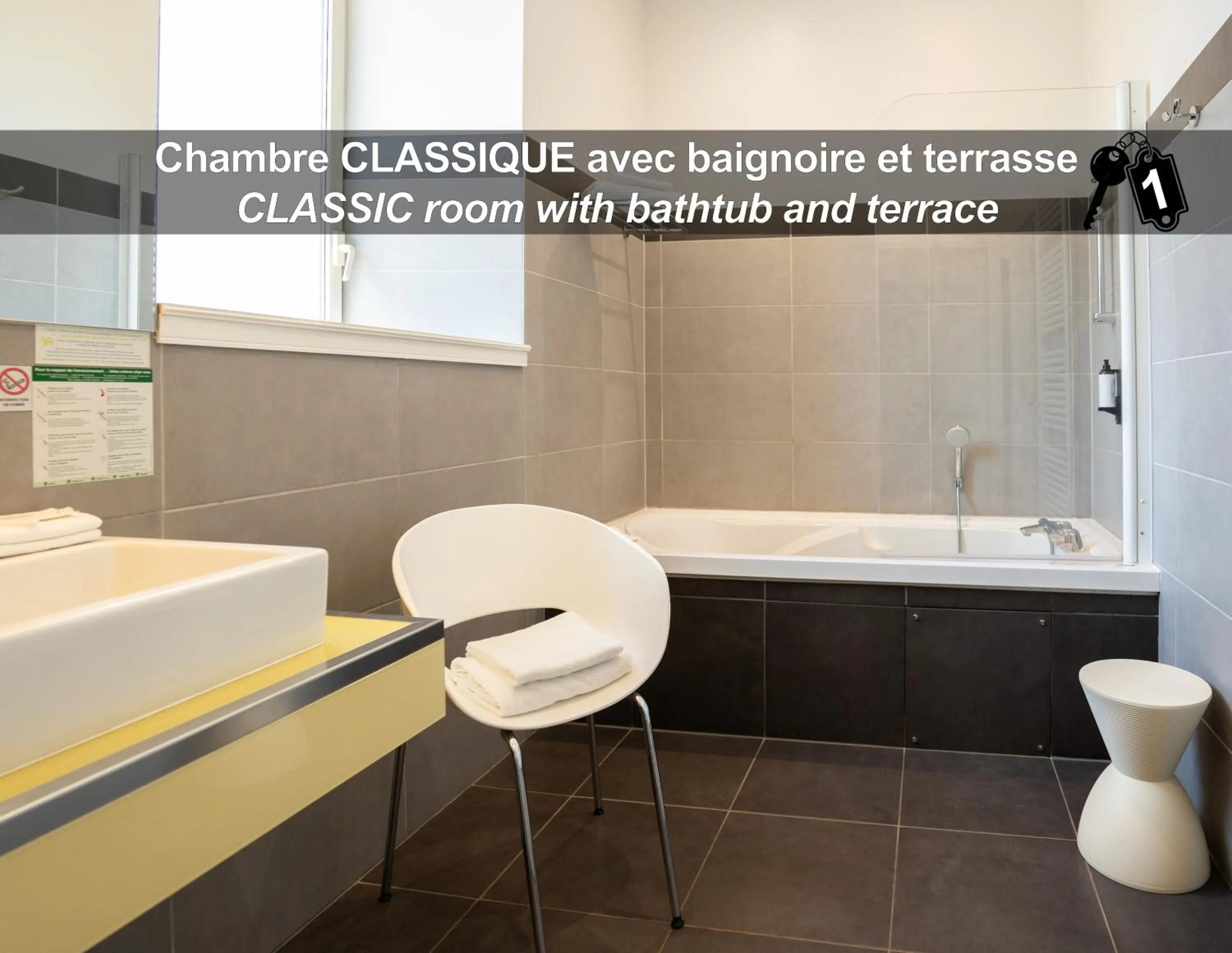 Bathroom in La Ferme de Bourran