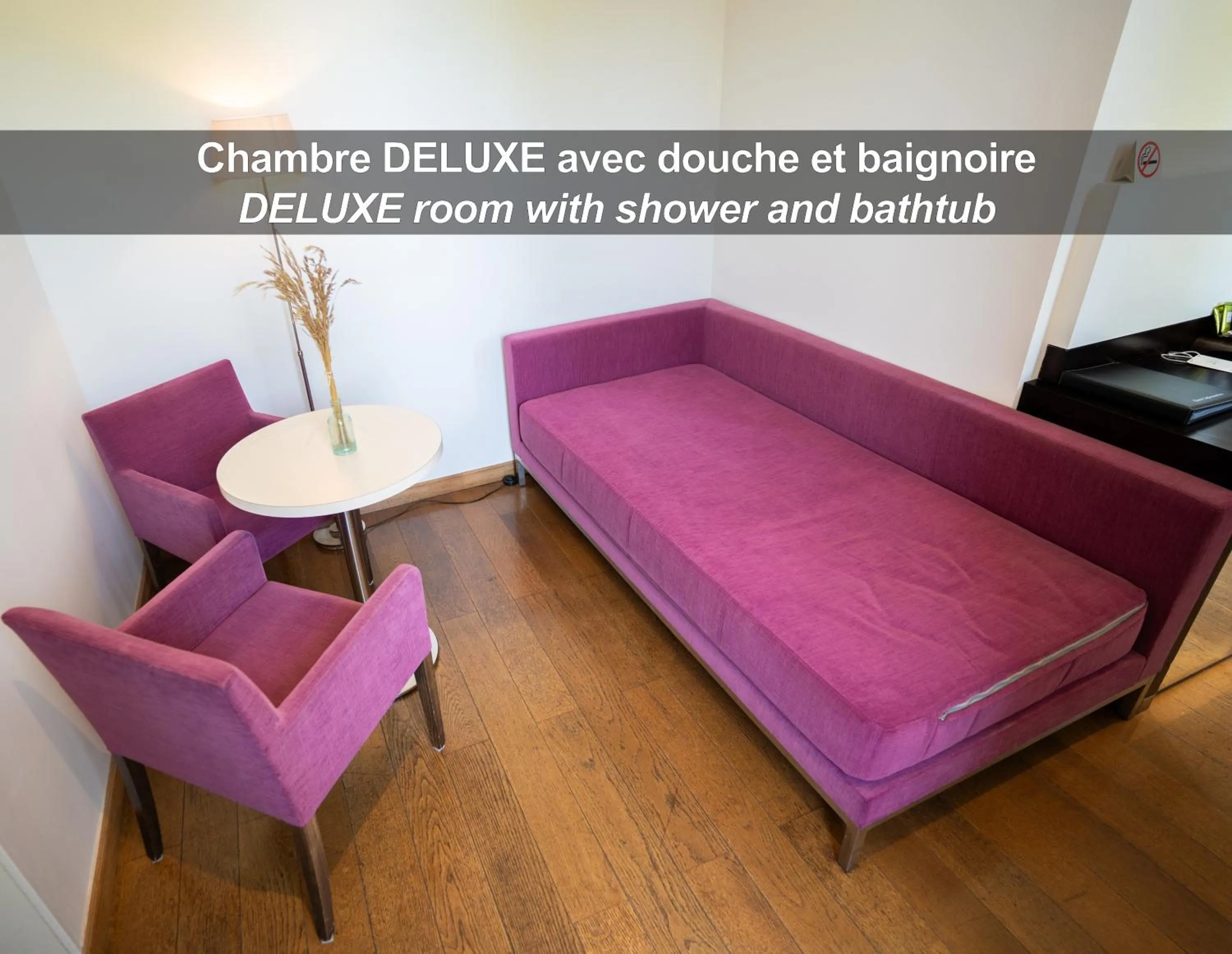 Seating area in La Ferme de Bourran