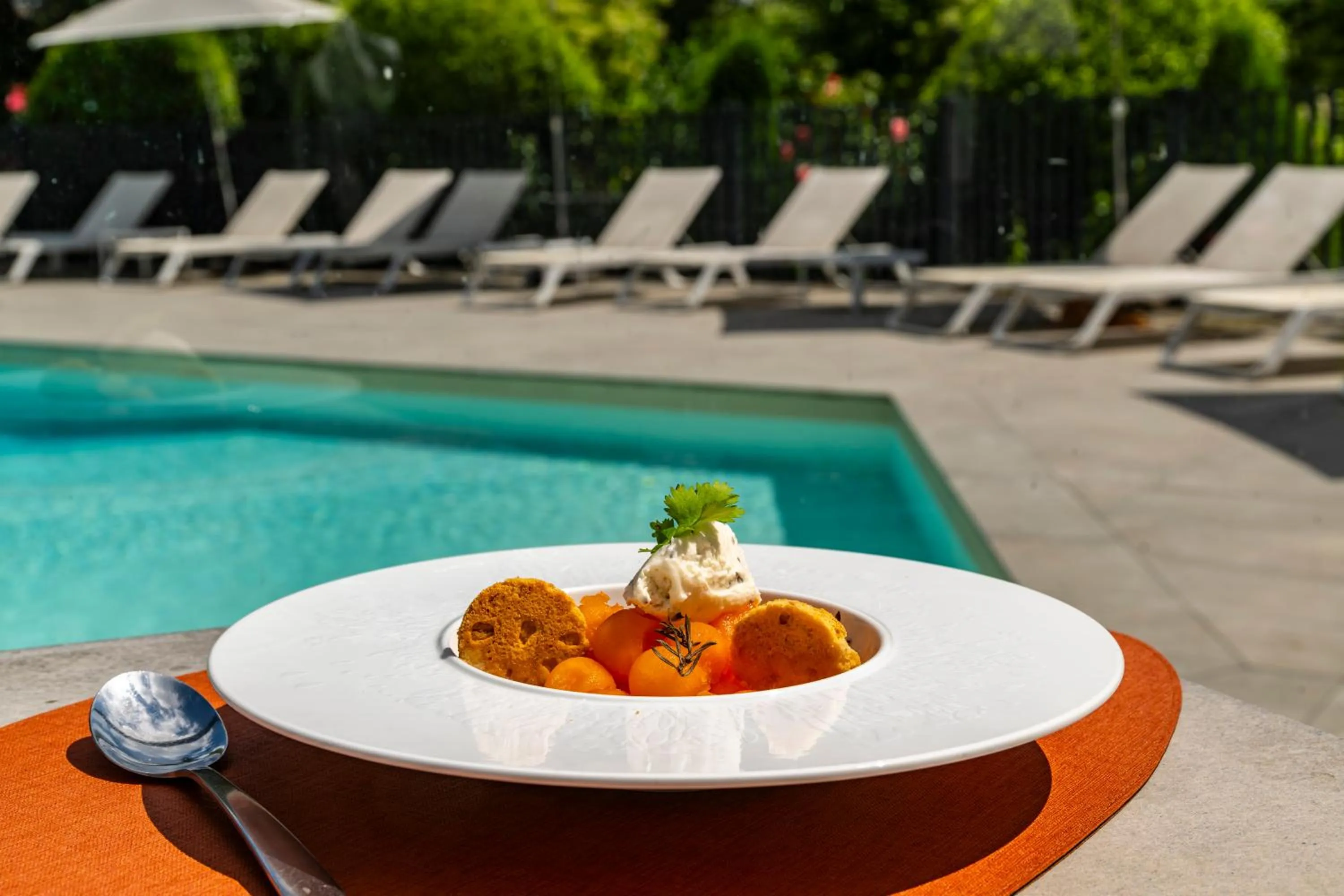 Restaurant/places to eat in Mercure Beaune Centre