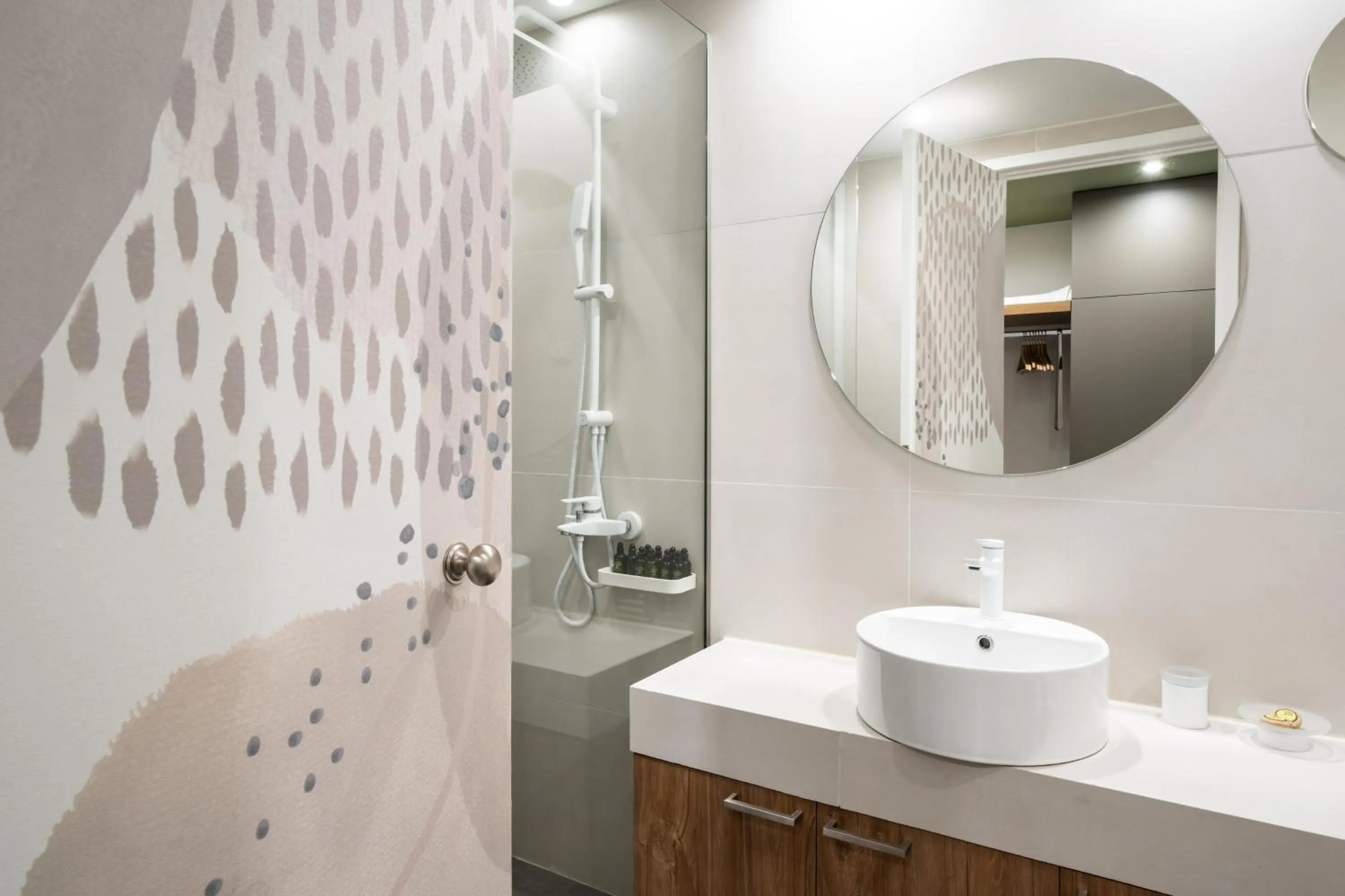 Shower in Evripidou Suites