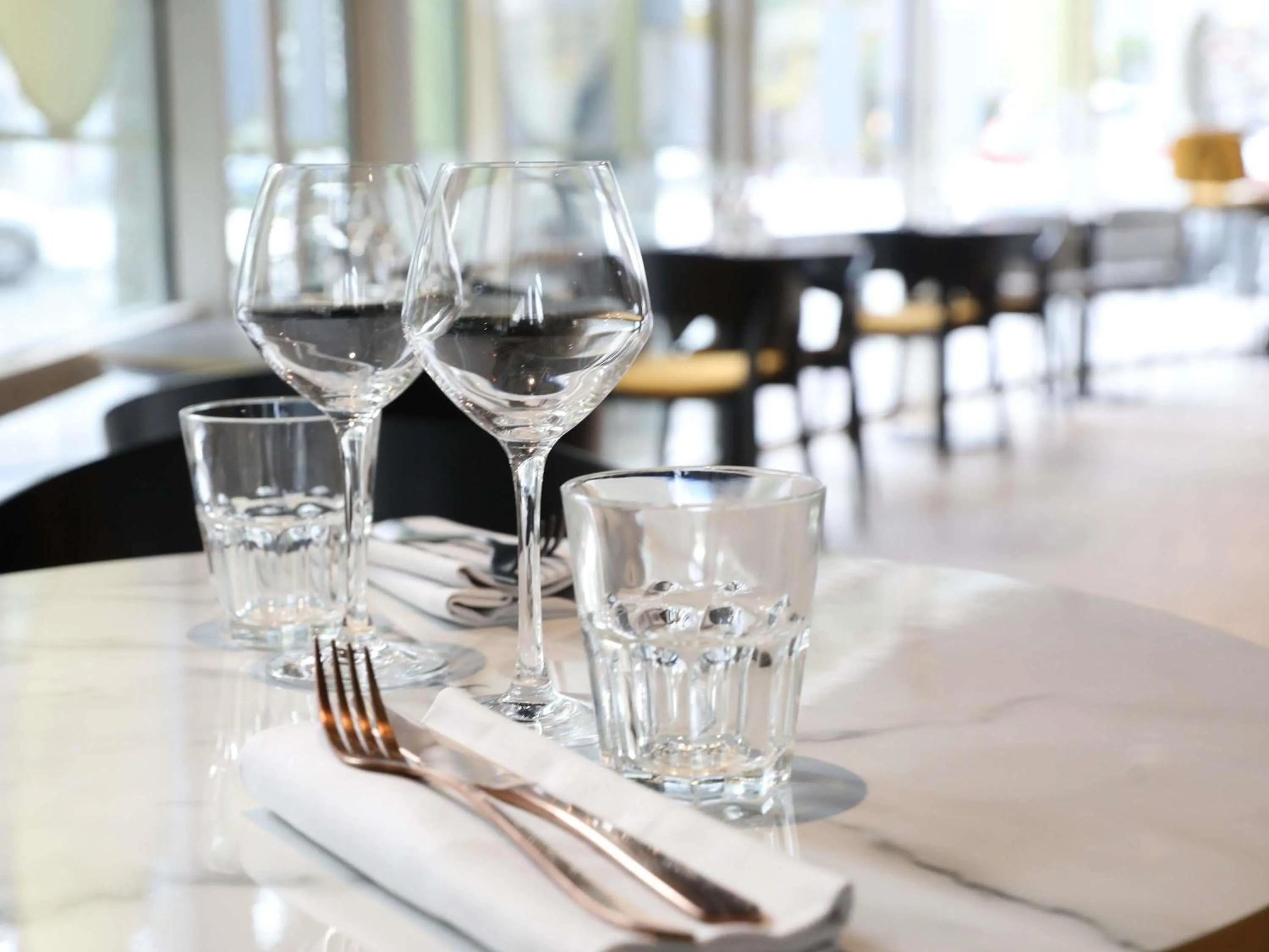 Restaurant/places to eat in Hôtel Mercure Lyon Centre Charpennes Parc de la Tête d'Or