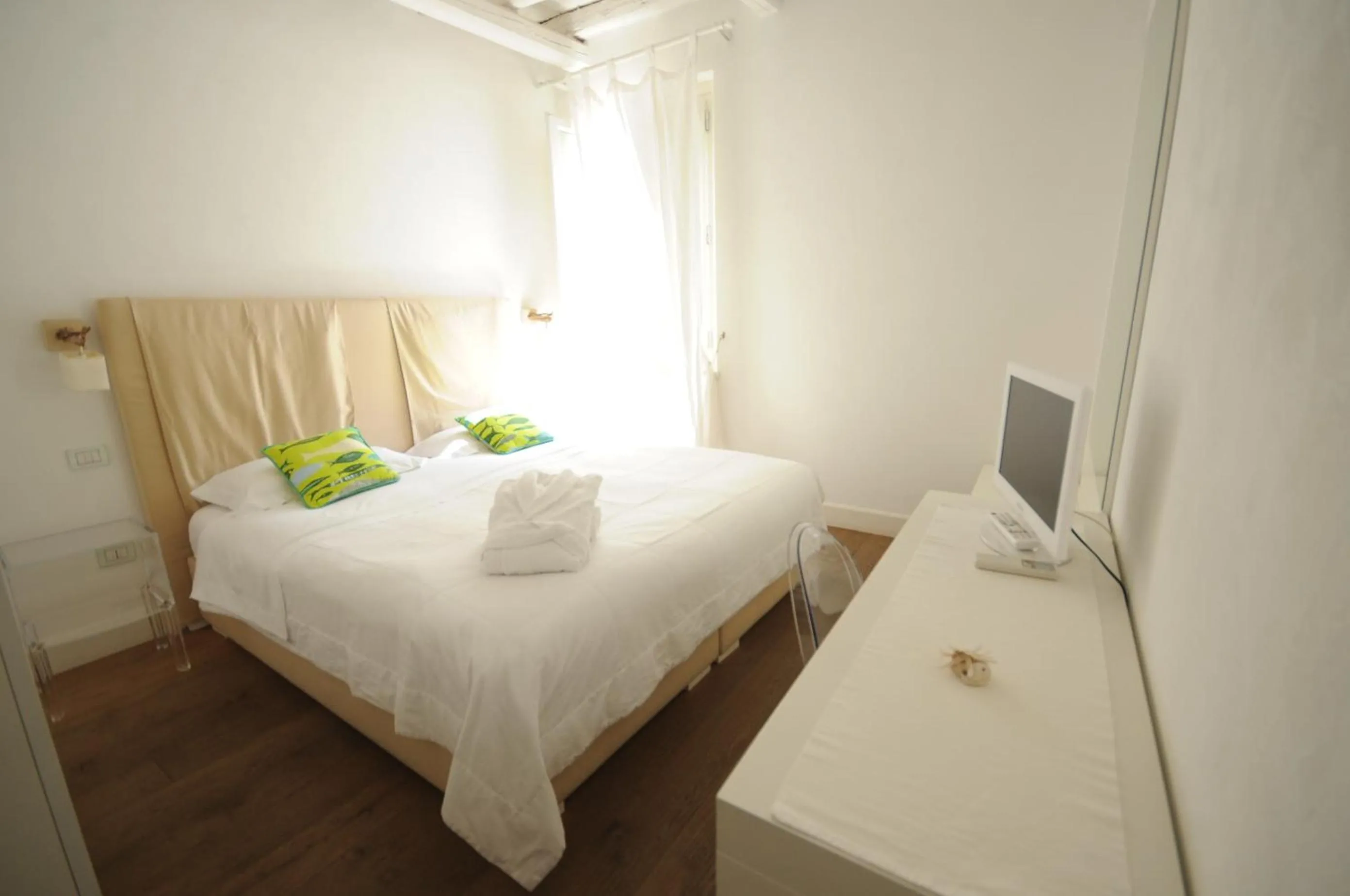 Bedroom, Bed in B&B Suite Home Trani