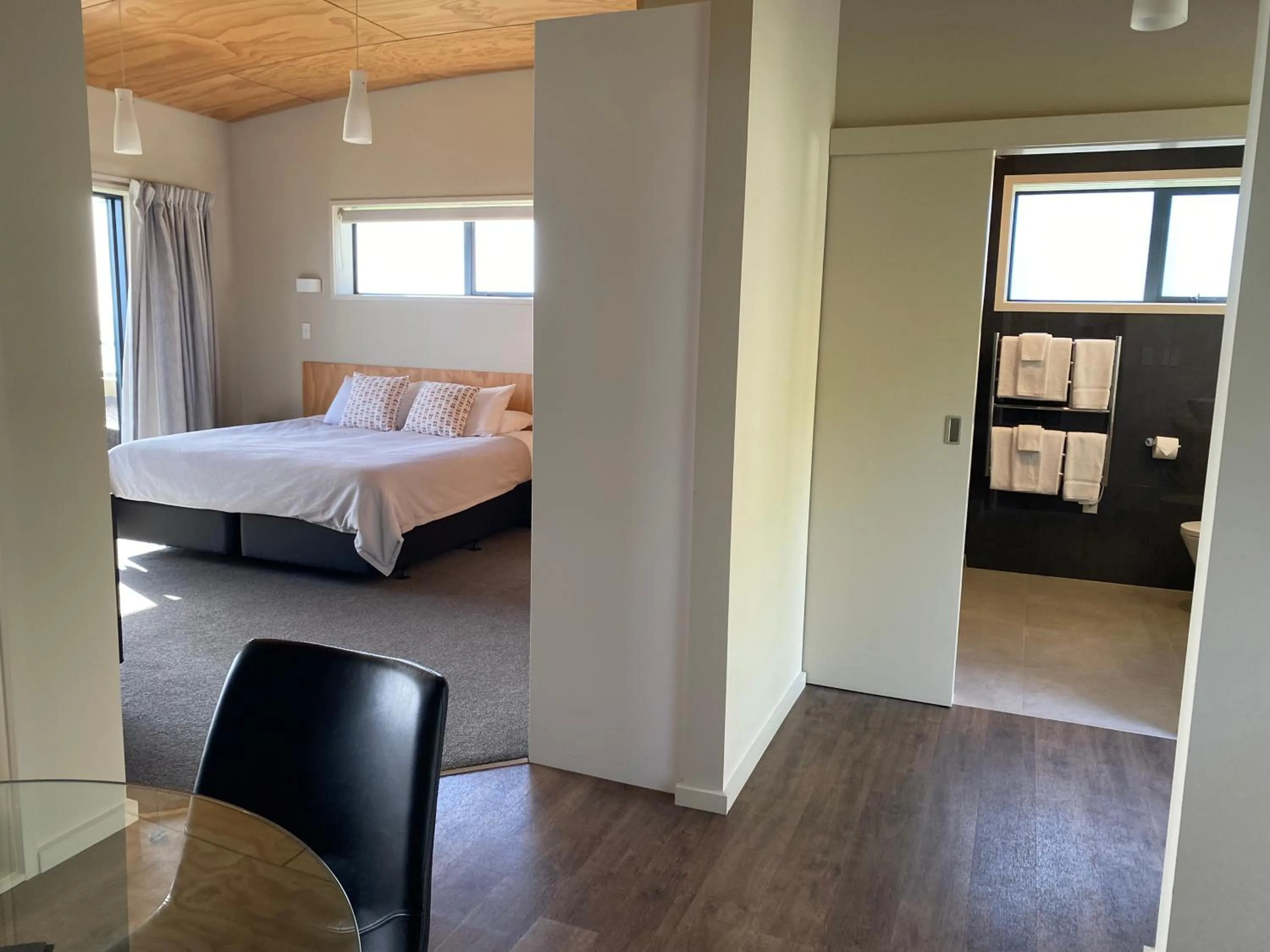 Bedroom, Bed in Chalets at Okurukuru