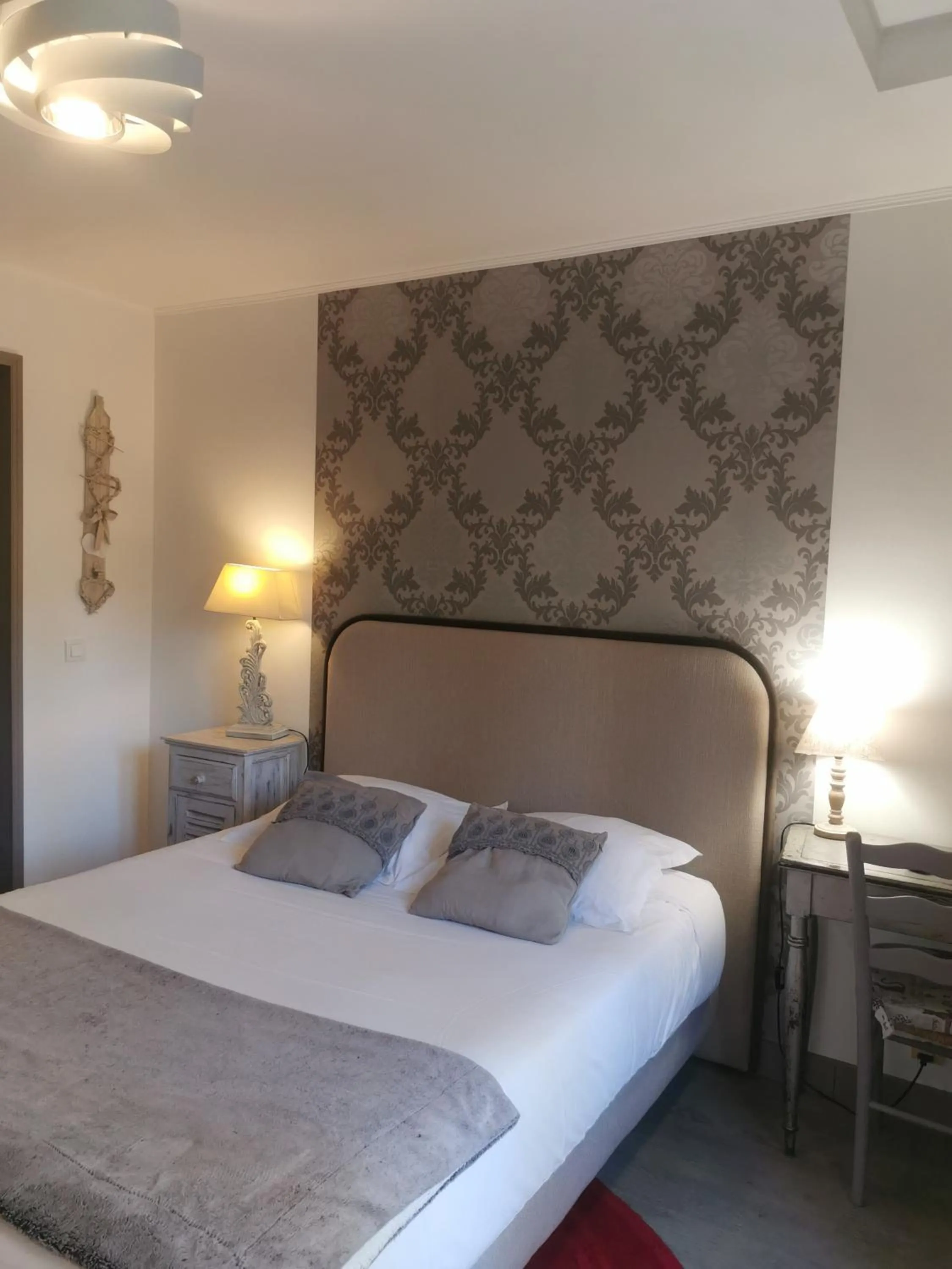 Bed in Le Mas des Roches à Velaux