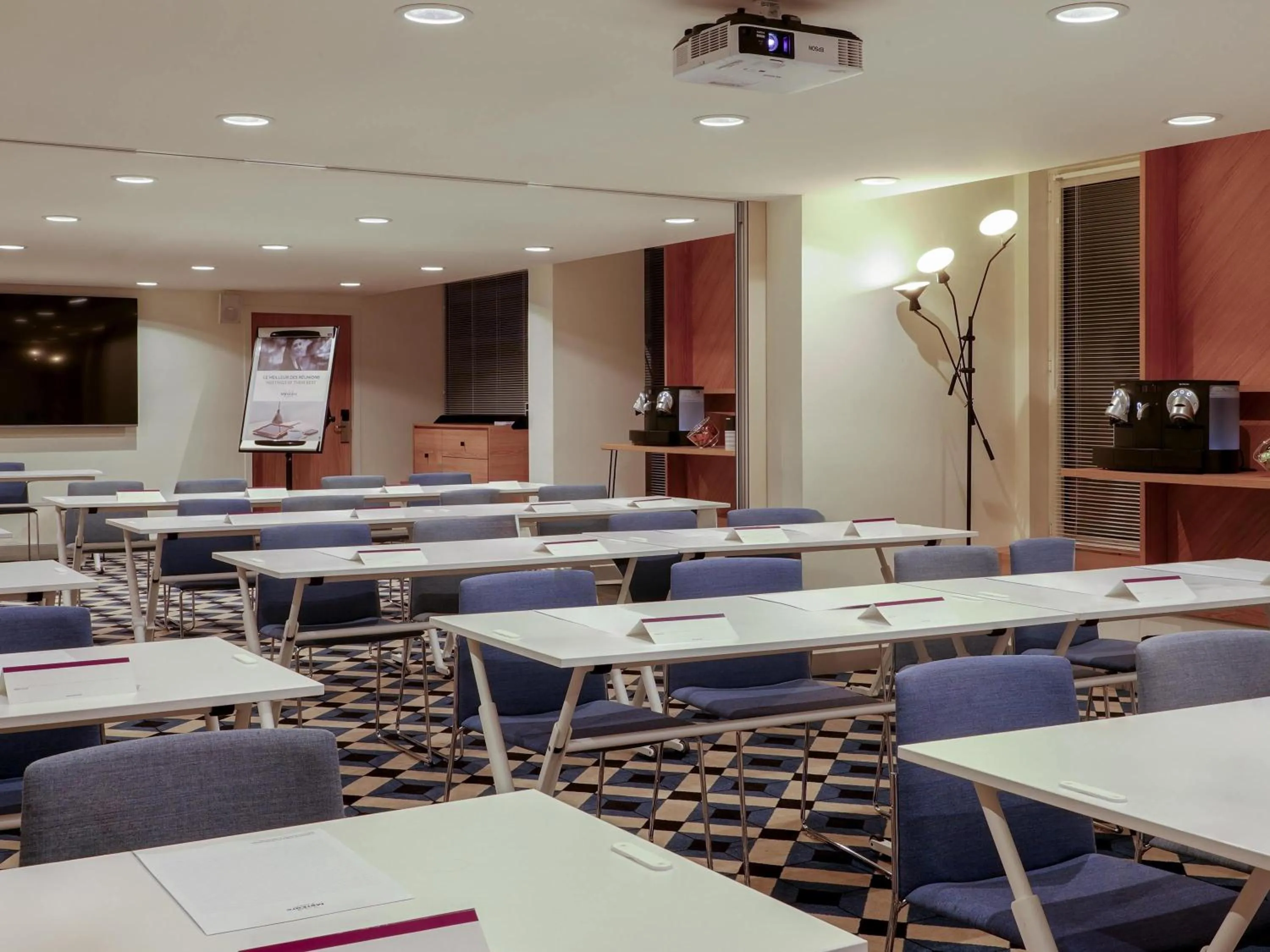 Meeting/conference room in Mercure Marseille Centre Prado Vélodrome