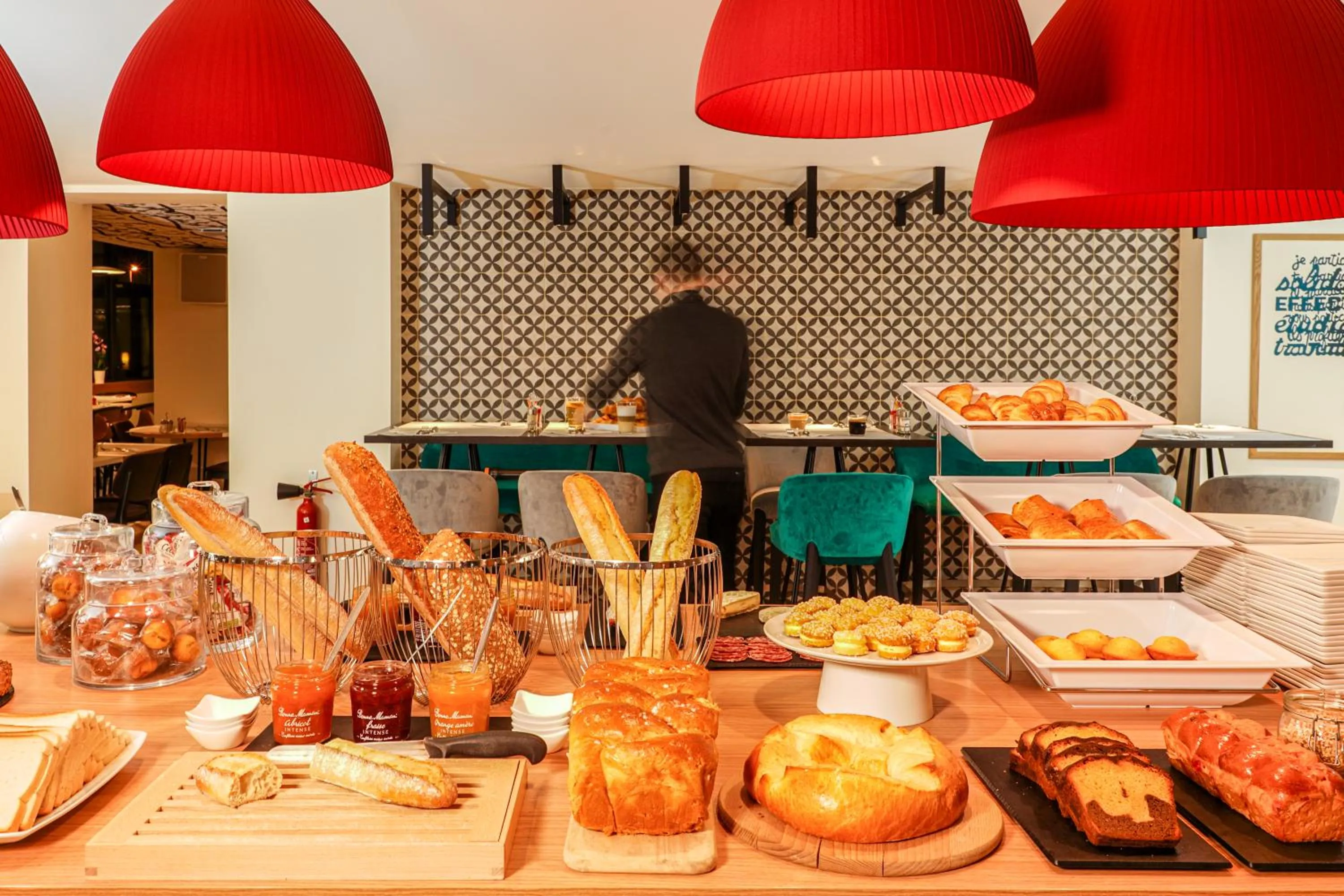 Buffet breakfast in Mercure Marseille Centre Prado Vélodrome