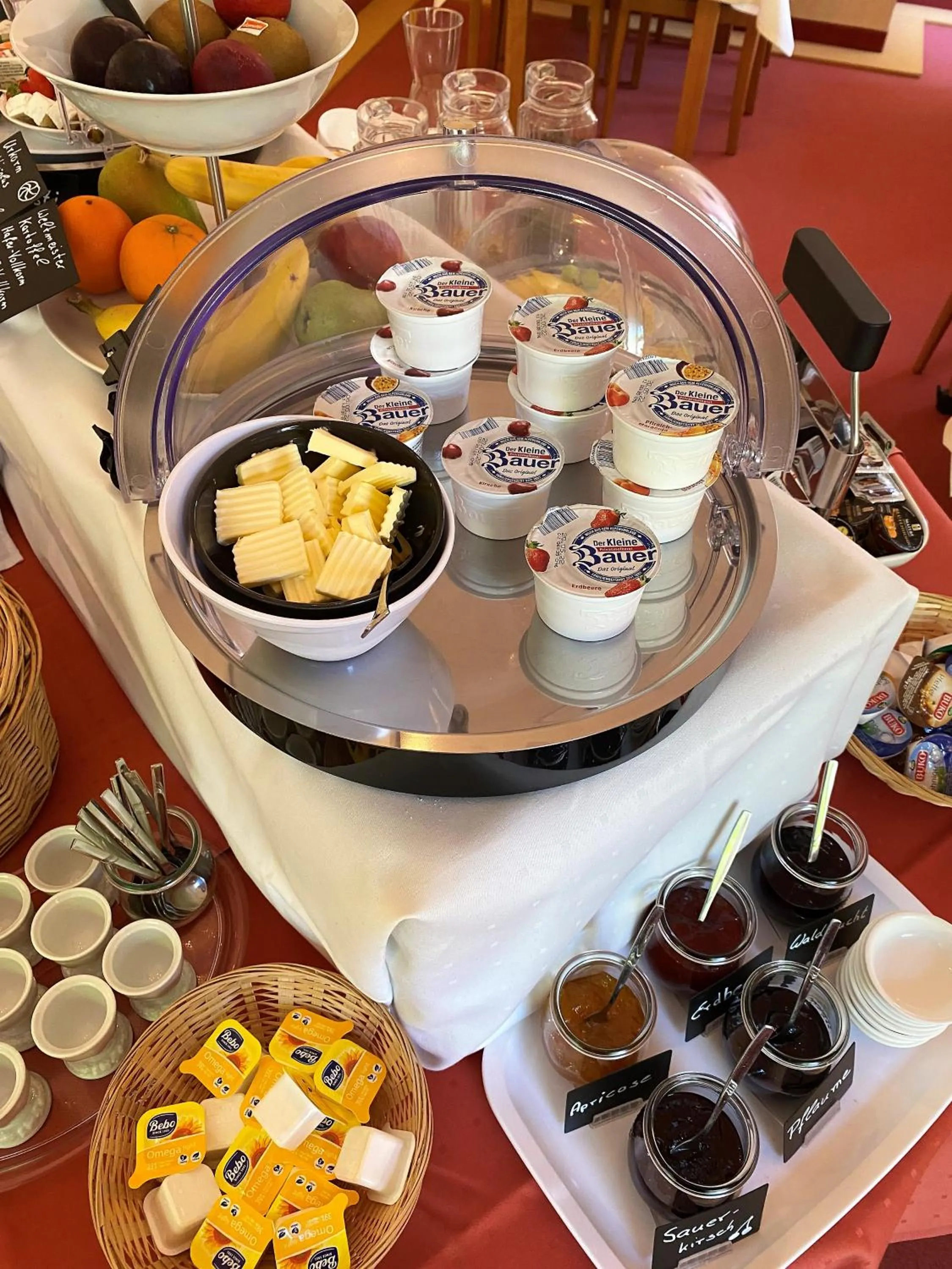 Breakfast in Alleehotel-Eschen