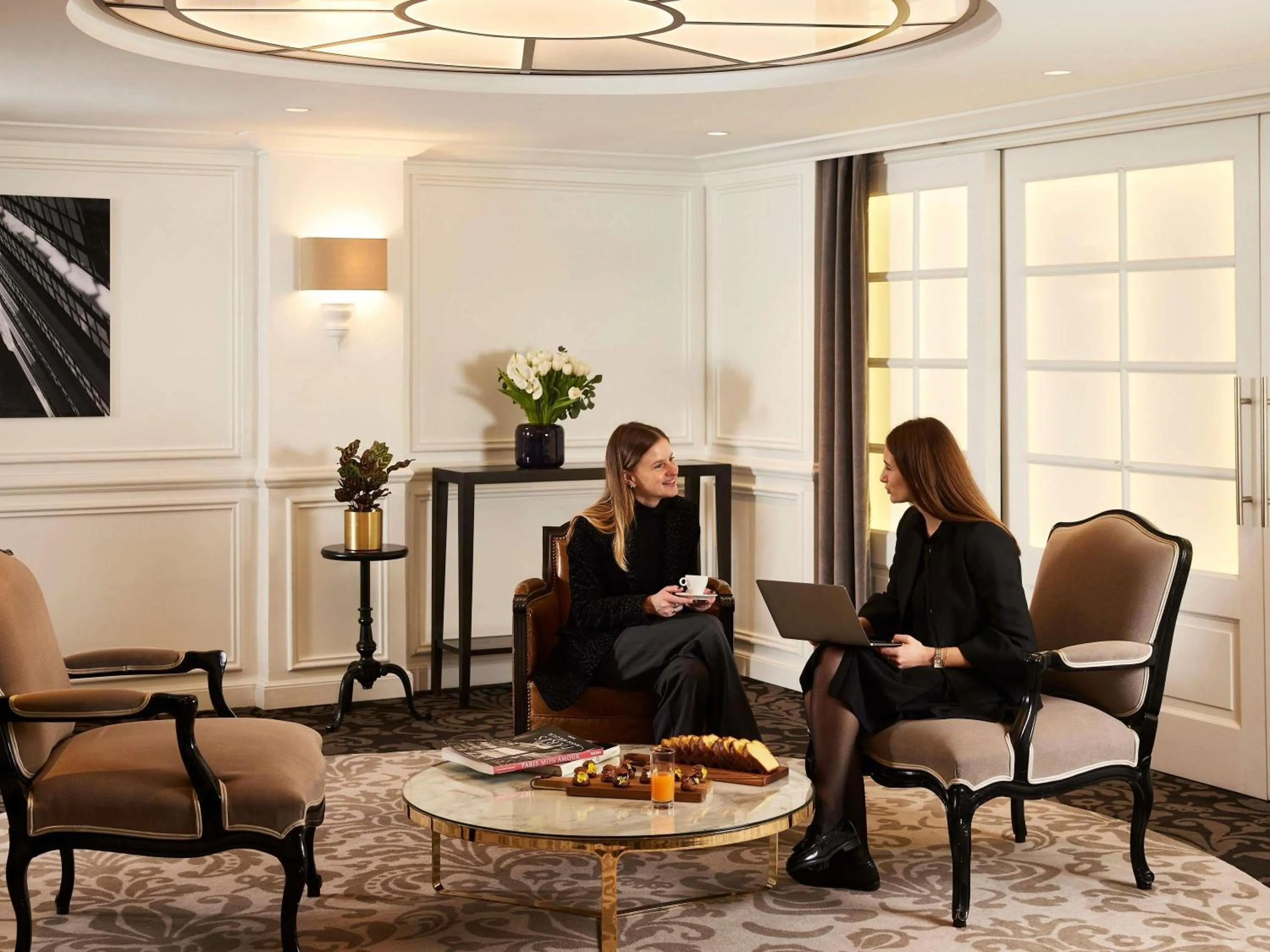 Business facilities in Sofitel Paris Baltimore Tour Eiffel