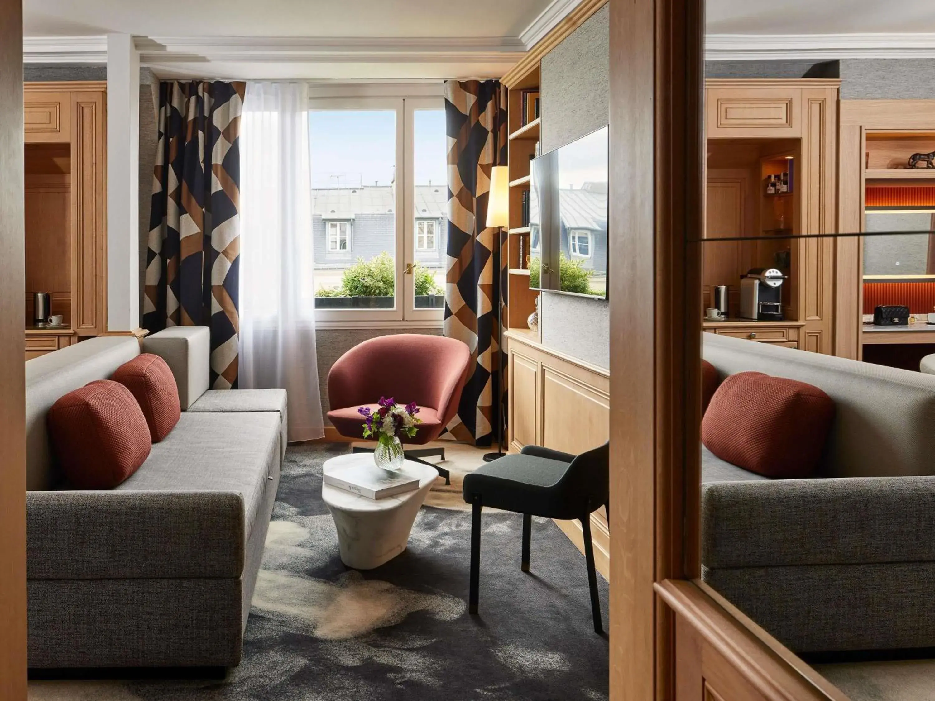 Eiffel Prestige Suite with King and Queen Beds and City View in Sofitel Paris Baltimore Tour Eiffel Eiffel Prestige Suite with King and Queen Beds and City View in Sofitel Paris Baltimore Tour Eiffel