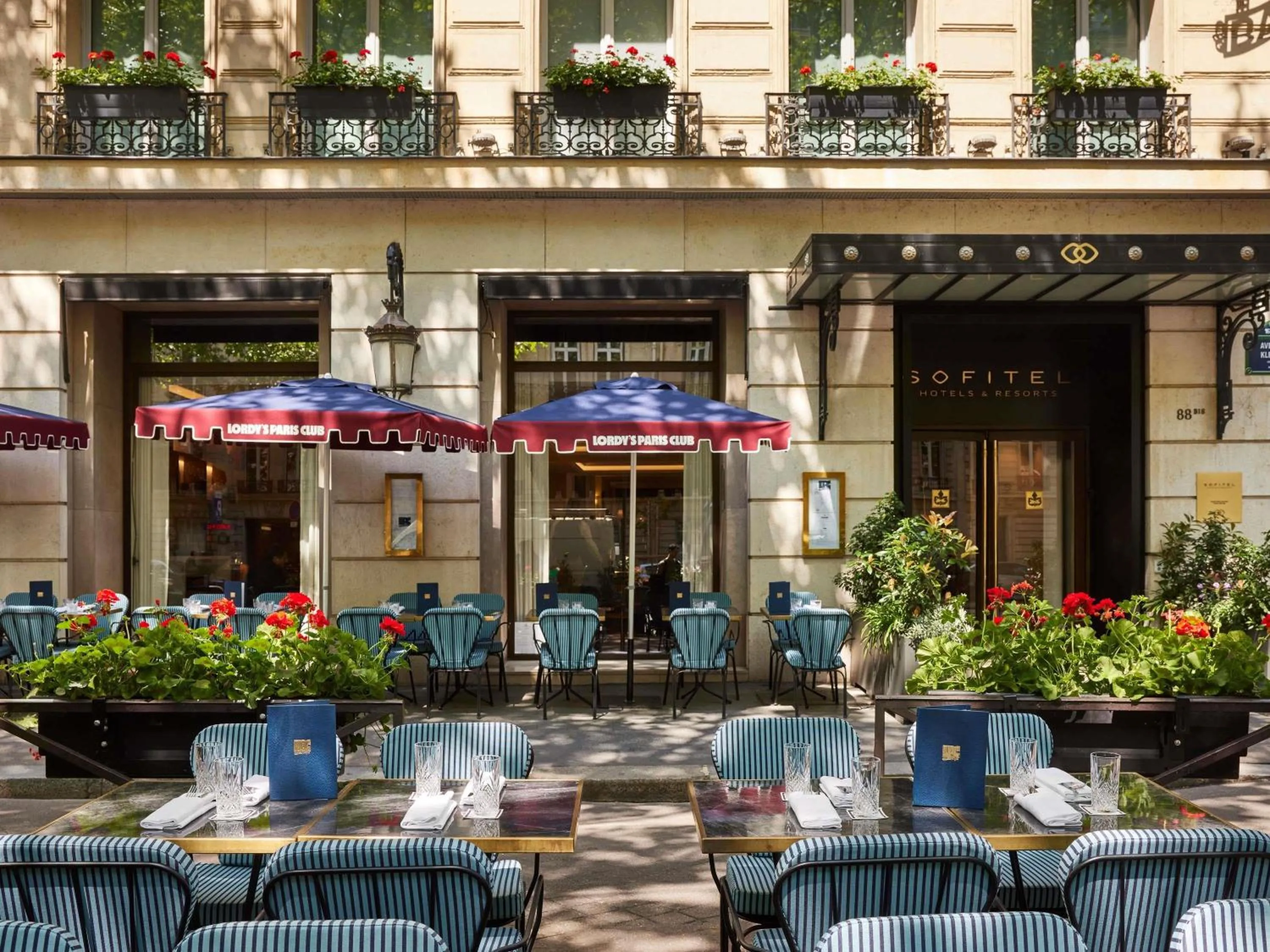 Restaurant/places to eat in Sofitel Paris Baltimore Tour Eiffel