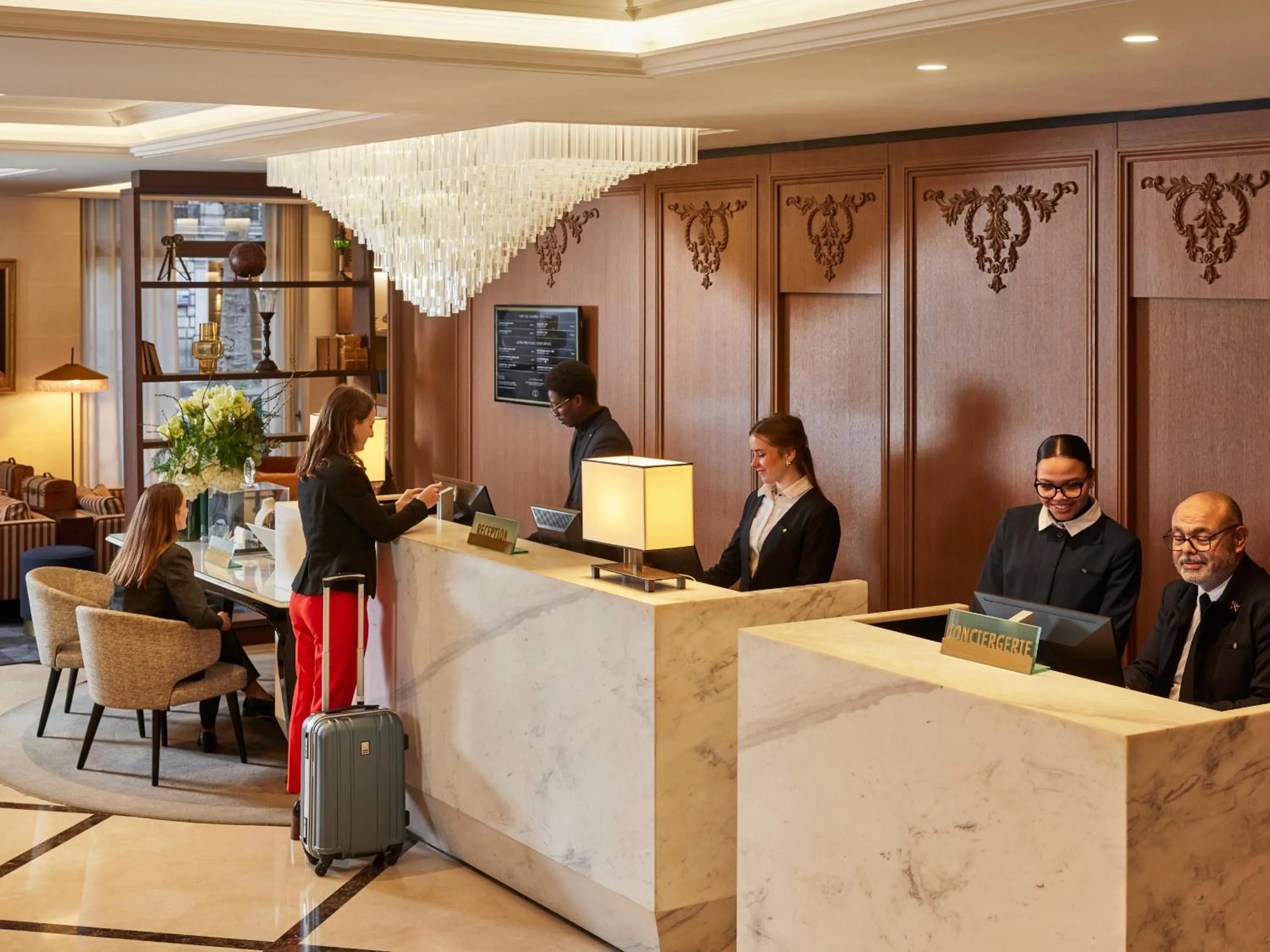 Lobby or reception in Sofitel Paris Baltimore Tour Eiffel