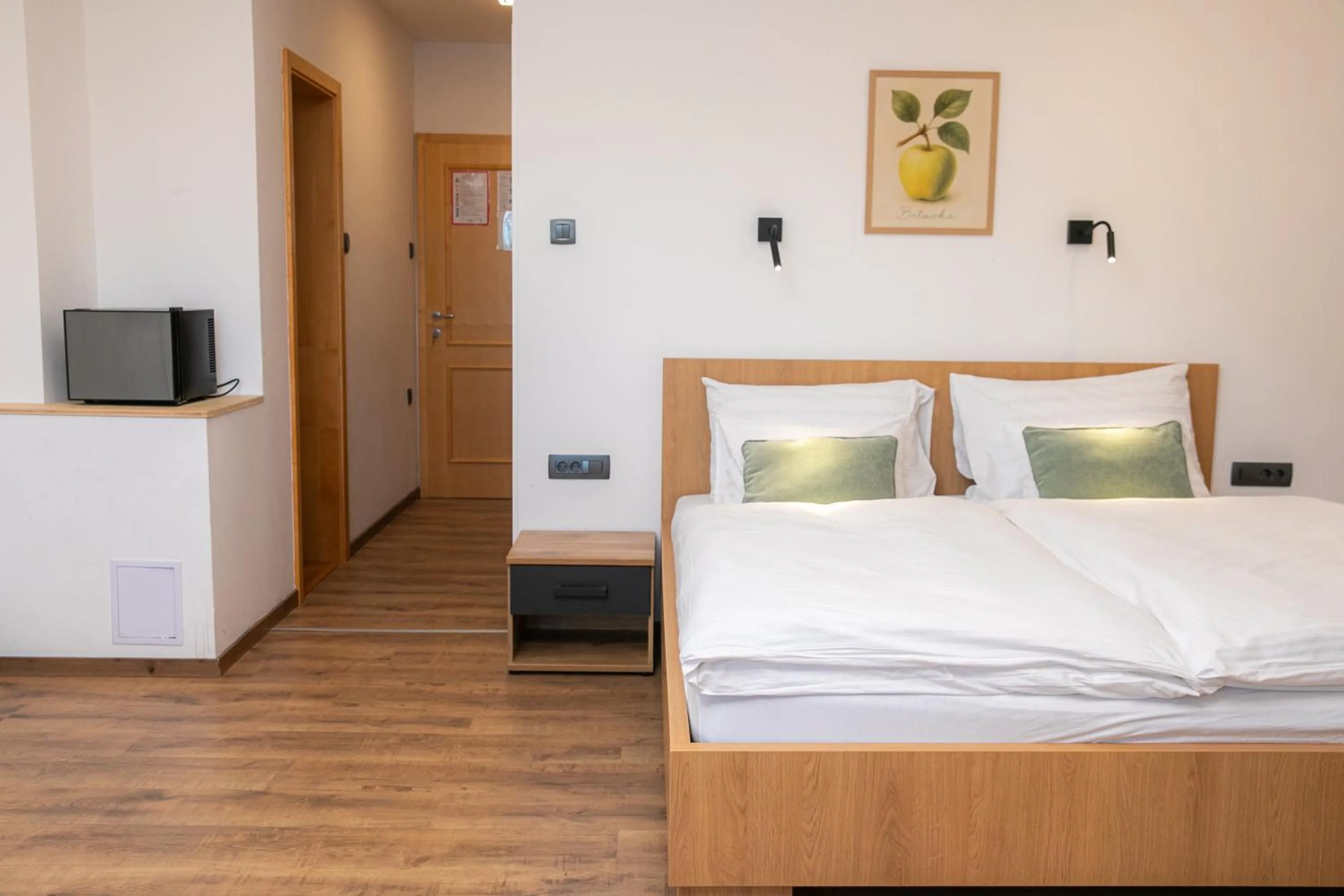 Property building, Bed in Kozjanski dvor