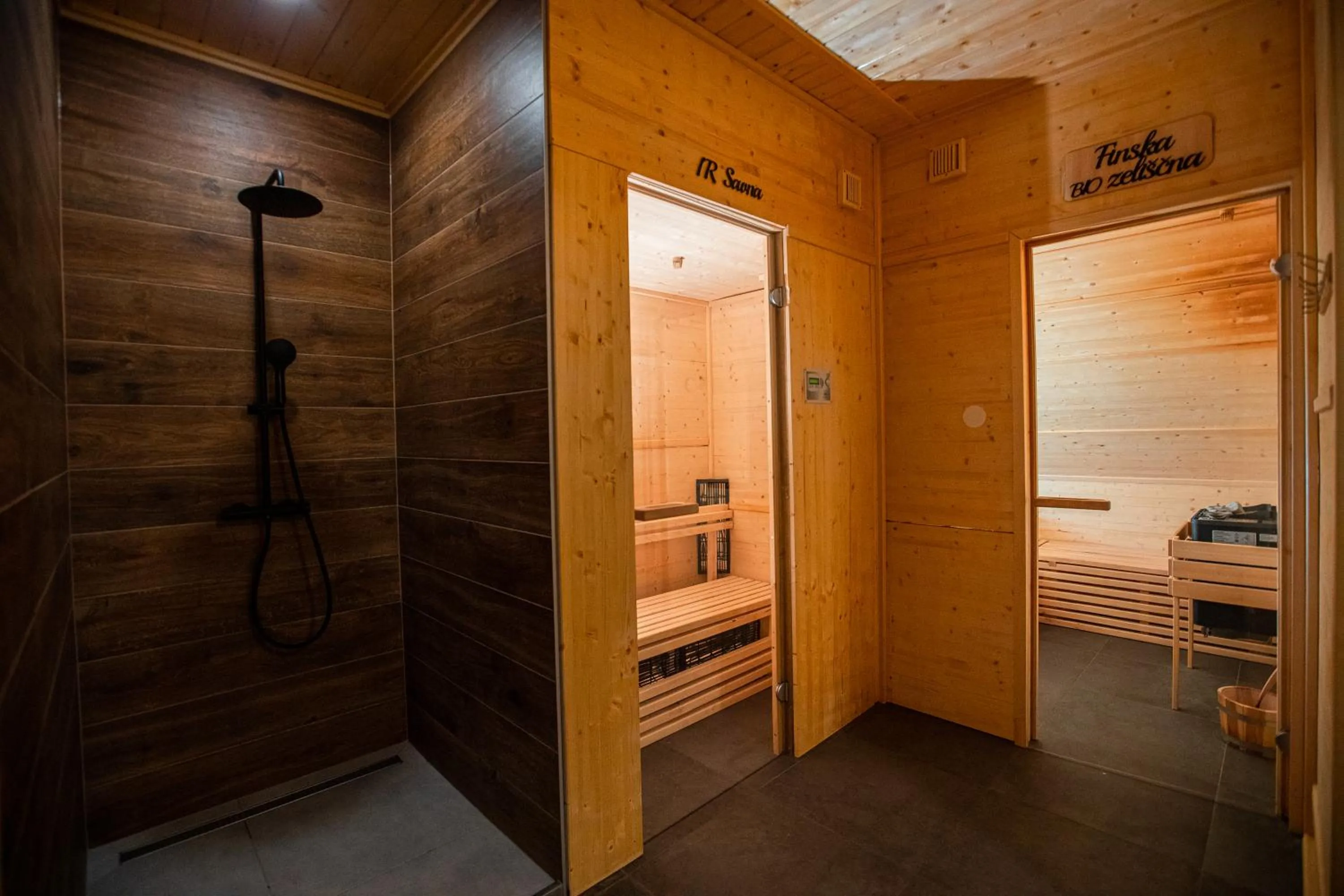 Photo of the whole room in Kozjanski dvor