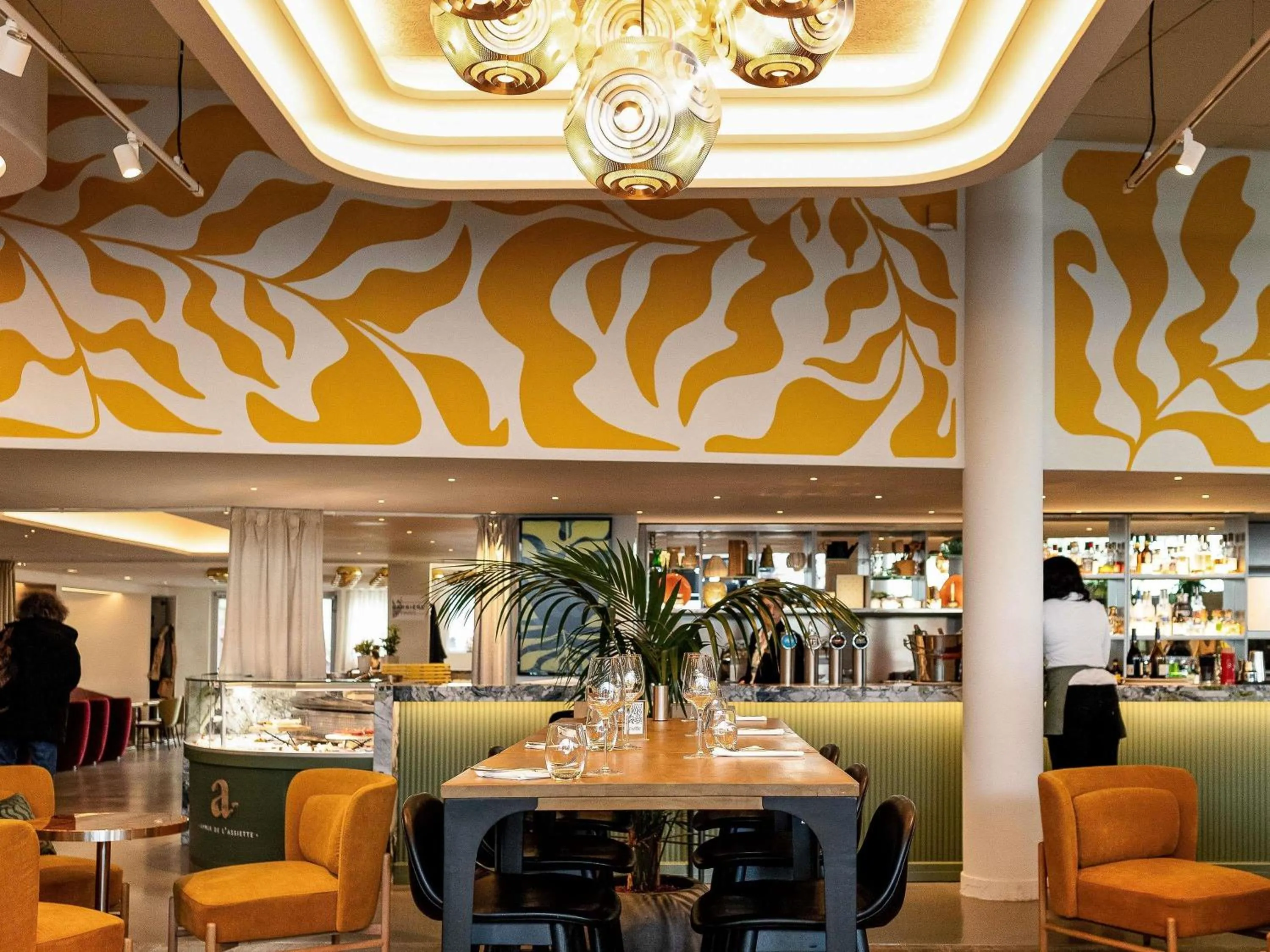 Restaurant/places to eat in Pullman Paris Centre - Bercy