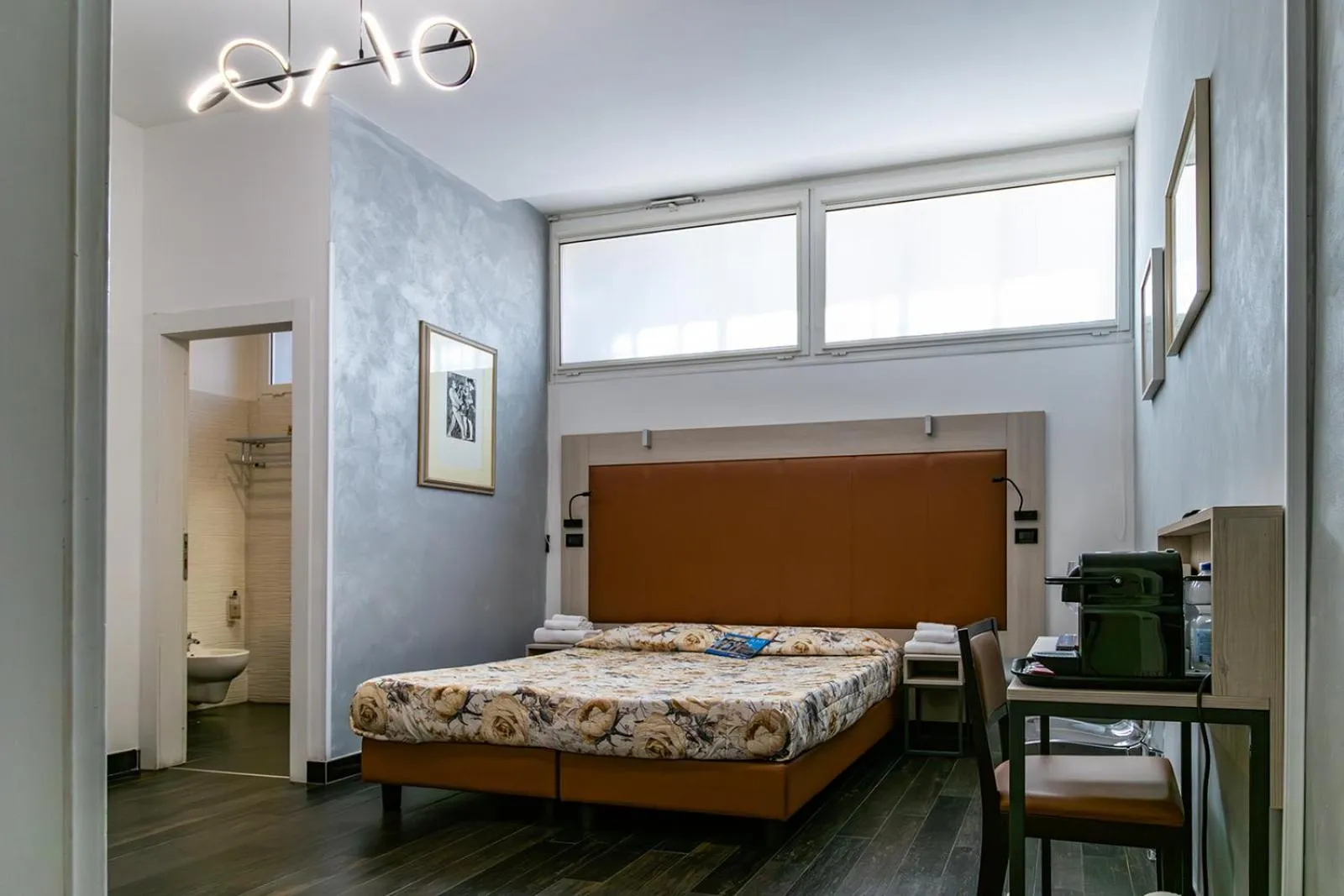 Bed in Borgo Pio Suites Inn