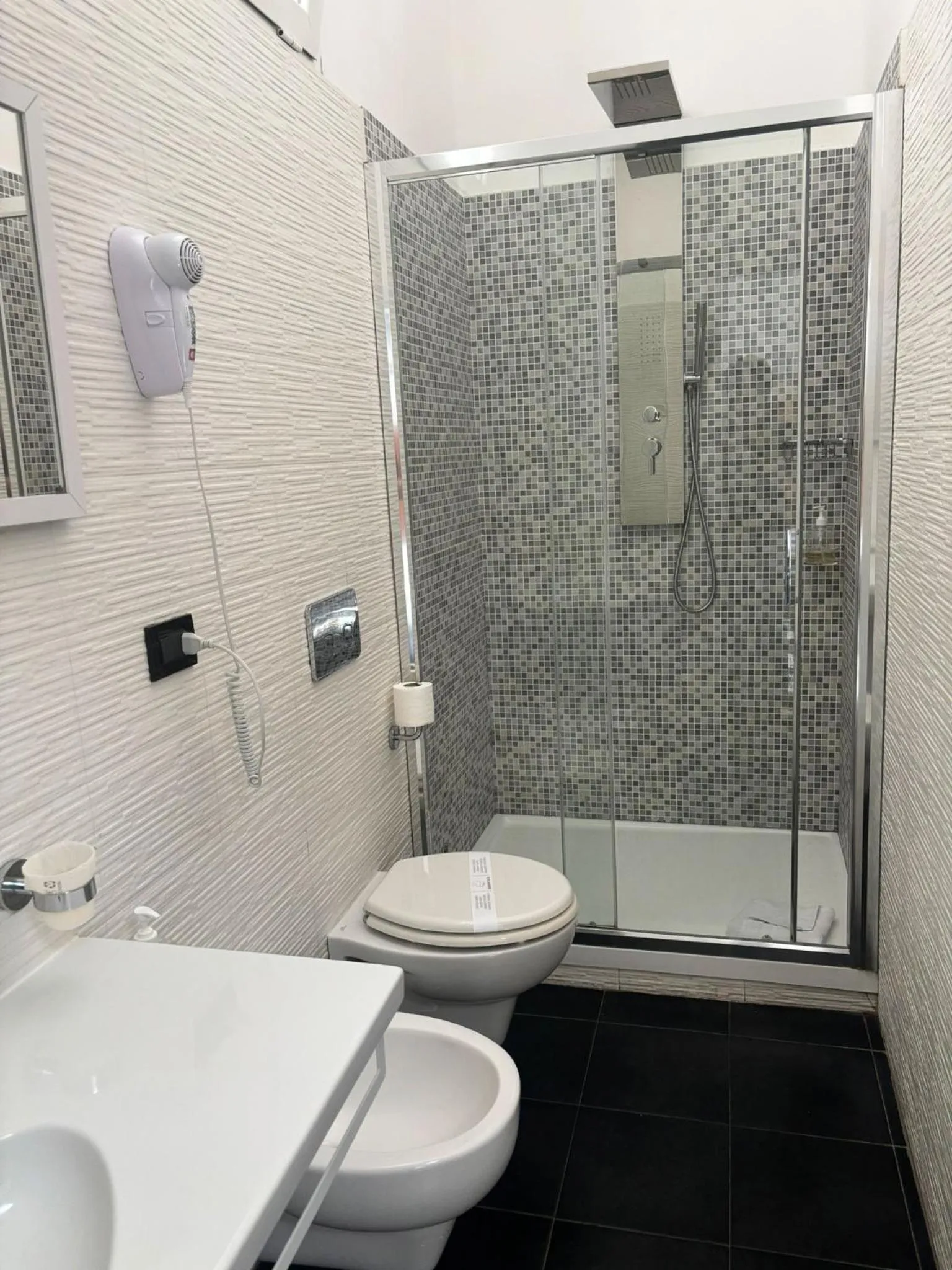 Decorative detail in Borgo Pio Suites Inn