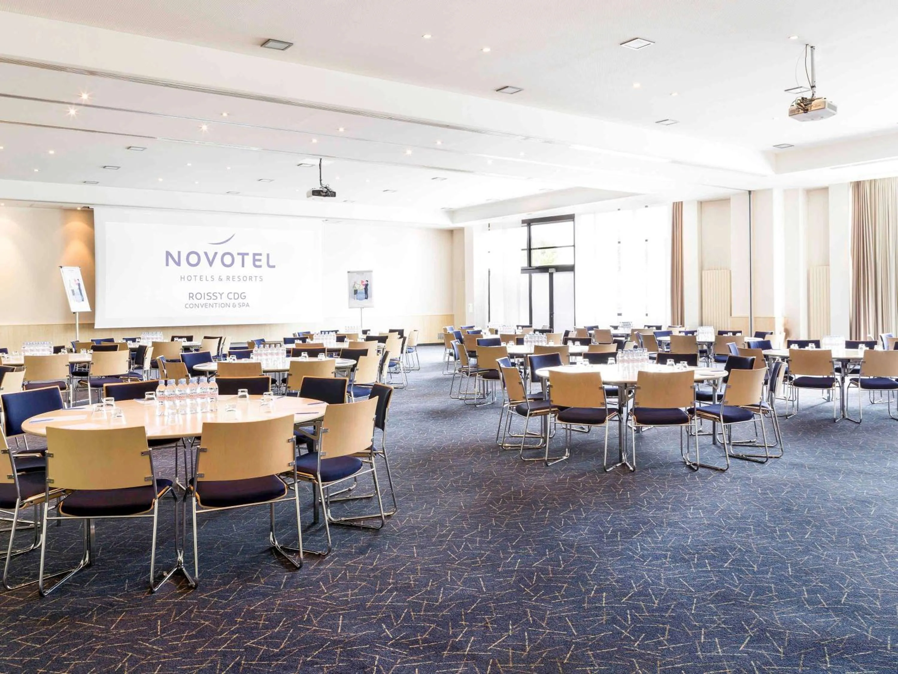 On site in Novotel Paris Roissy CDG Convention