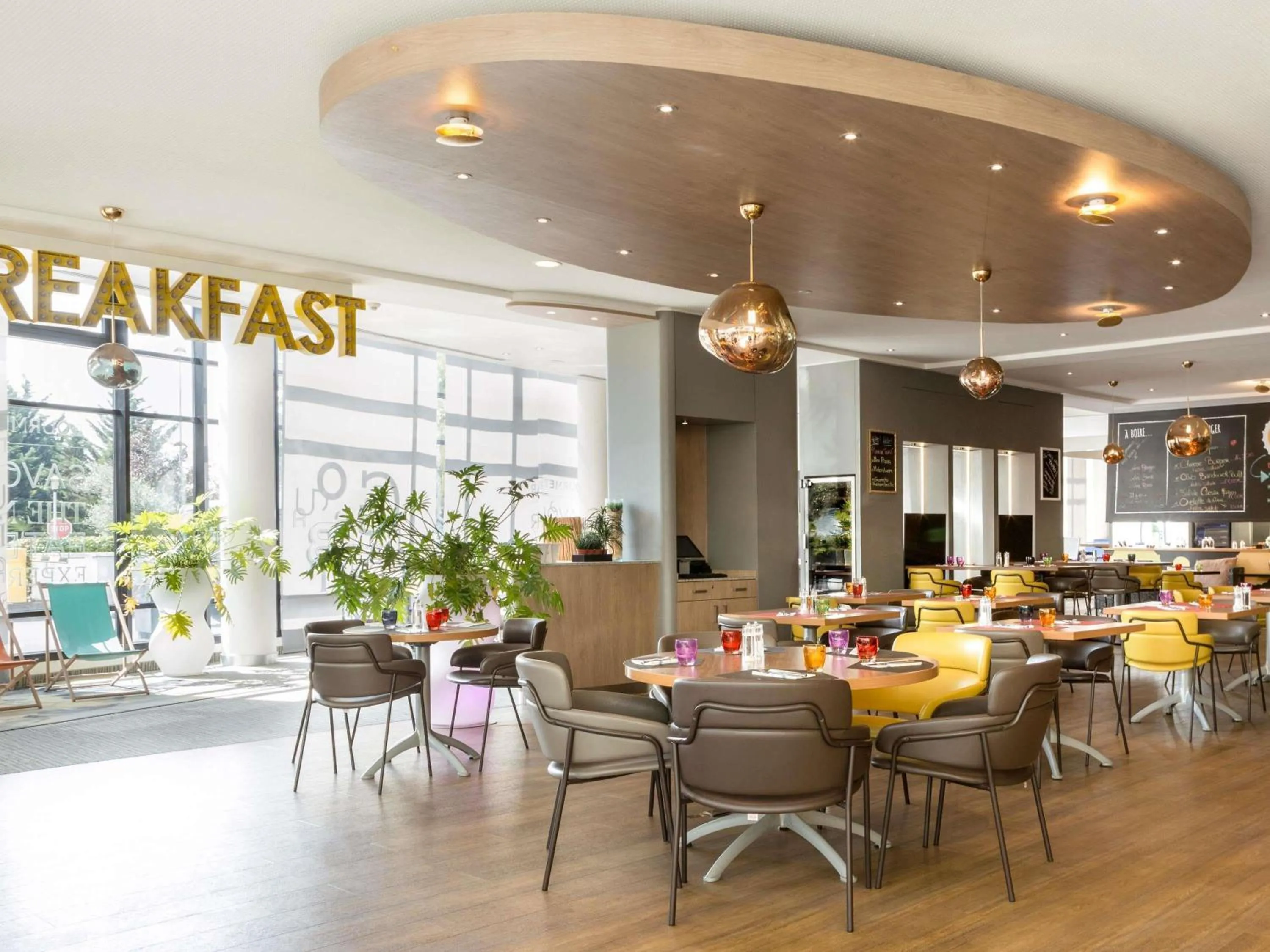 Breakfast in Novotel Paris Roissy CDG Convention