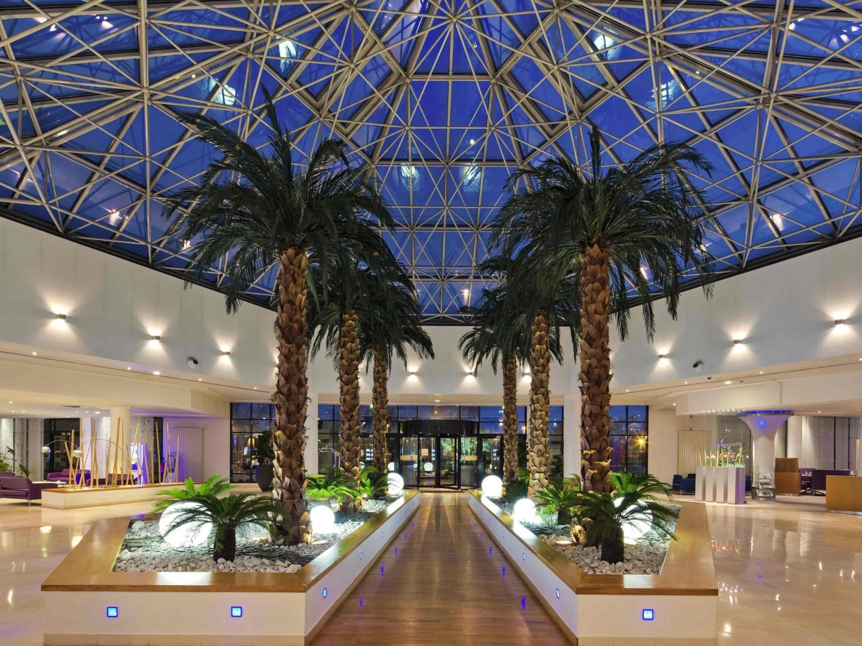 Property building in Novotel Paris Roissy CDG Convention