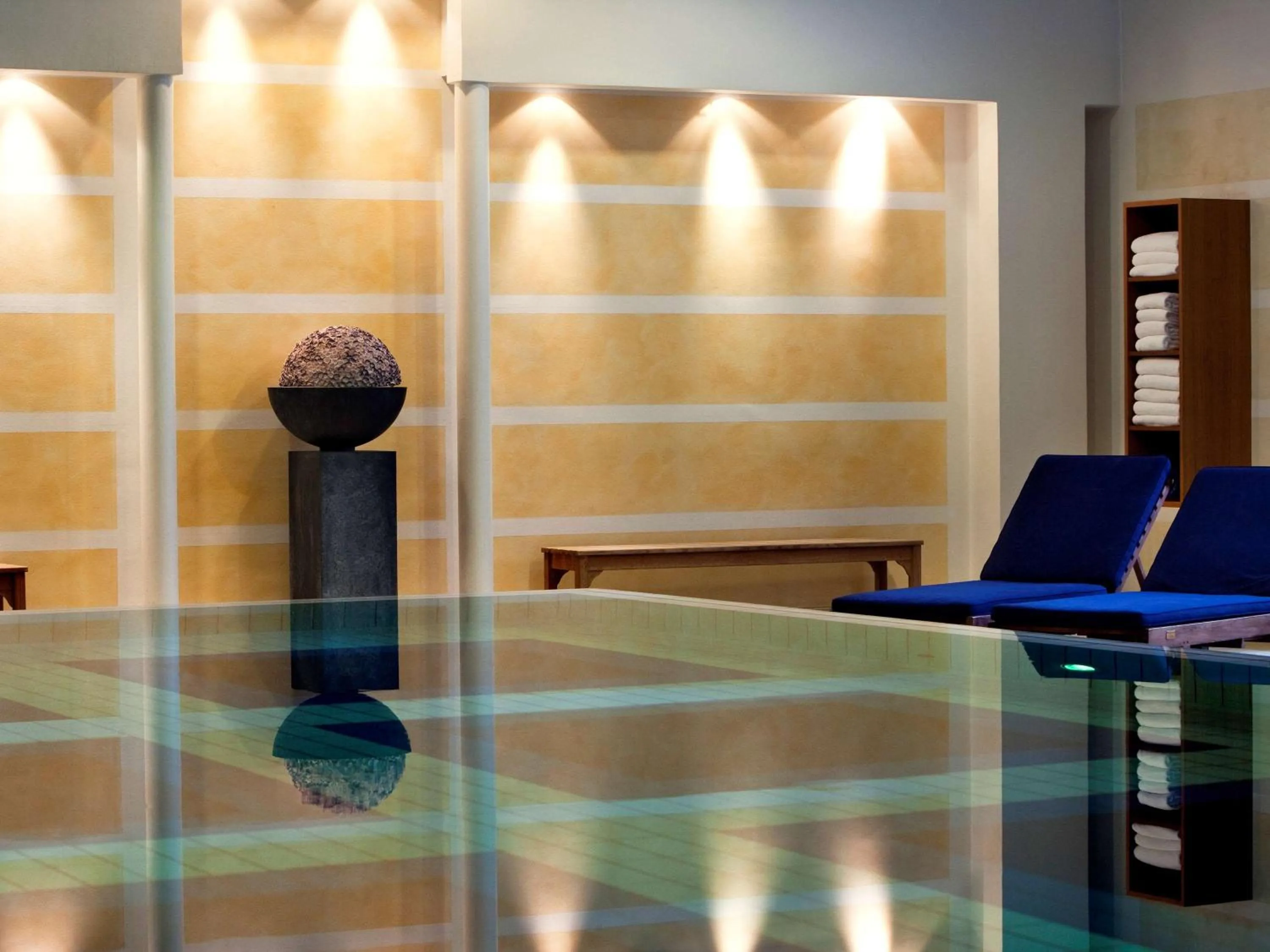 On site in Novotel Paris Roissy CDG Convention