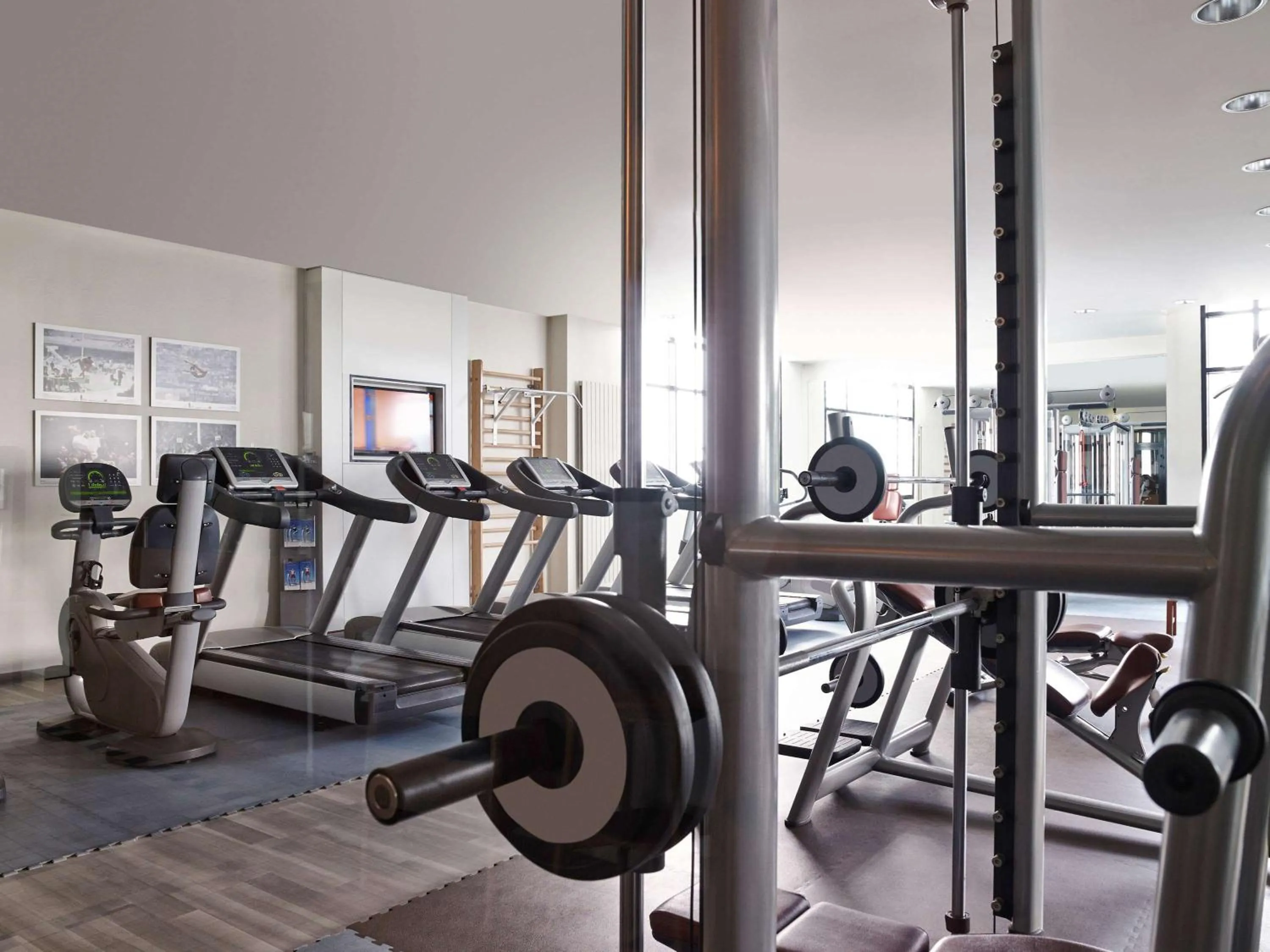 Fitness centre/facilities in Novotel Paris Roissy CDG Convention