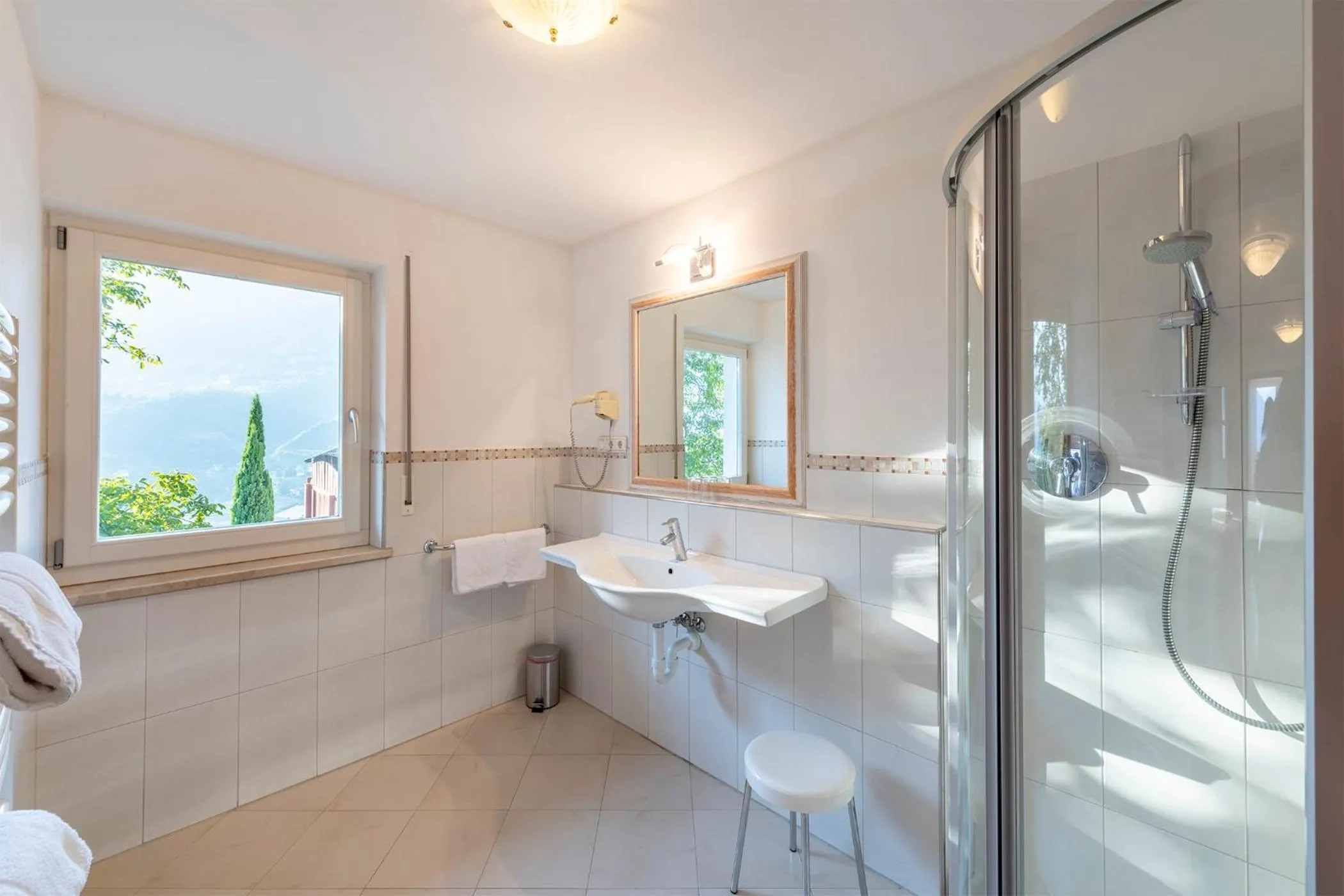 Appartement Tschivon