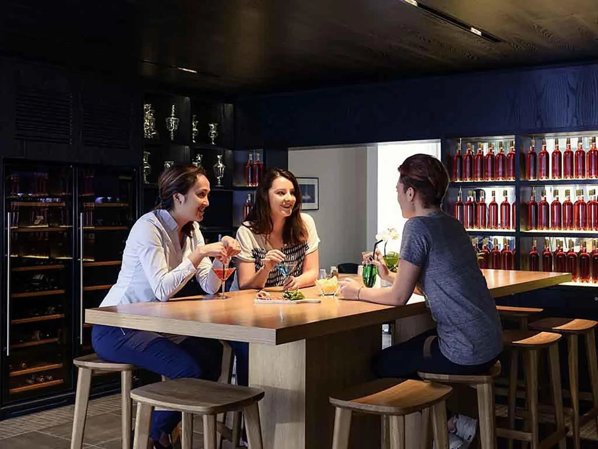 Restaurant/places to eat in Mercure Paris Boulogne