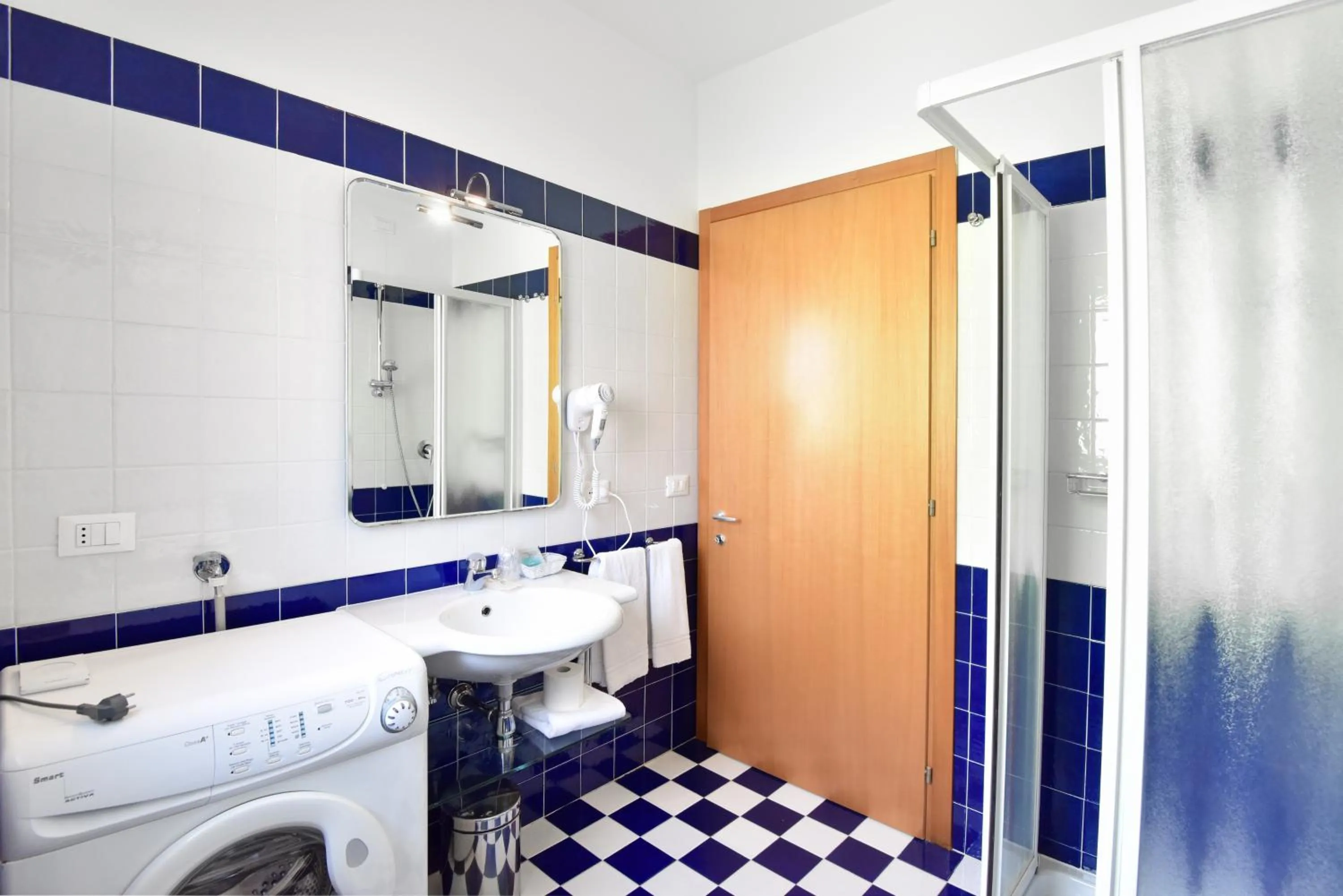 Toilet in Hotel Villa Olga