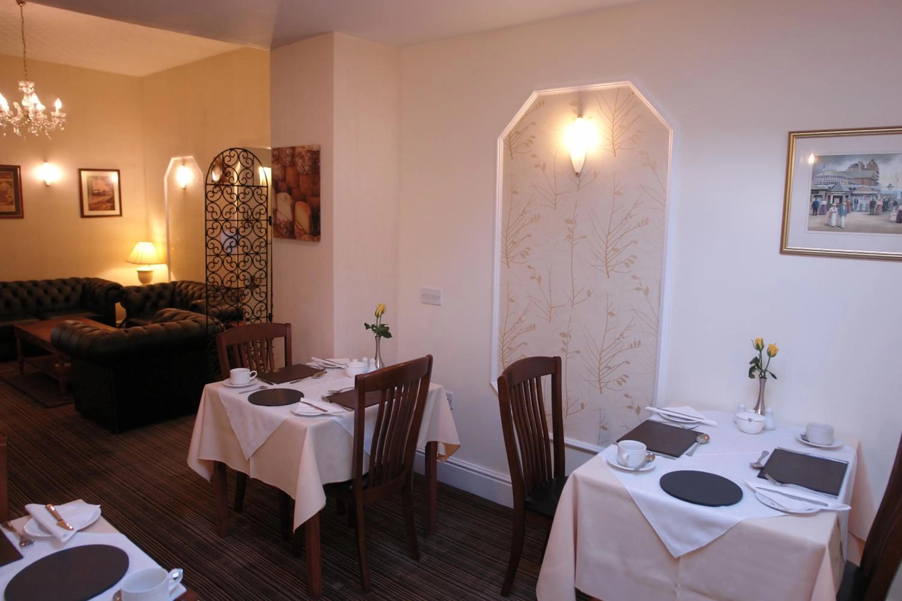 Restaurant/places to eat in Cedar Lodge