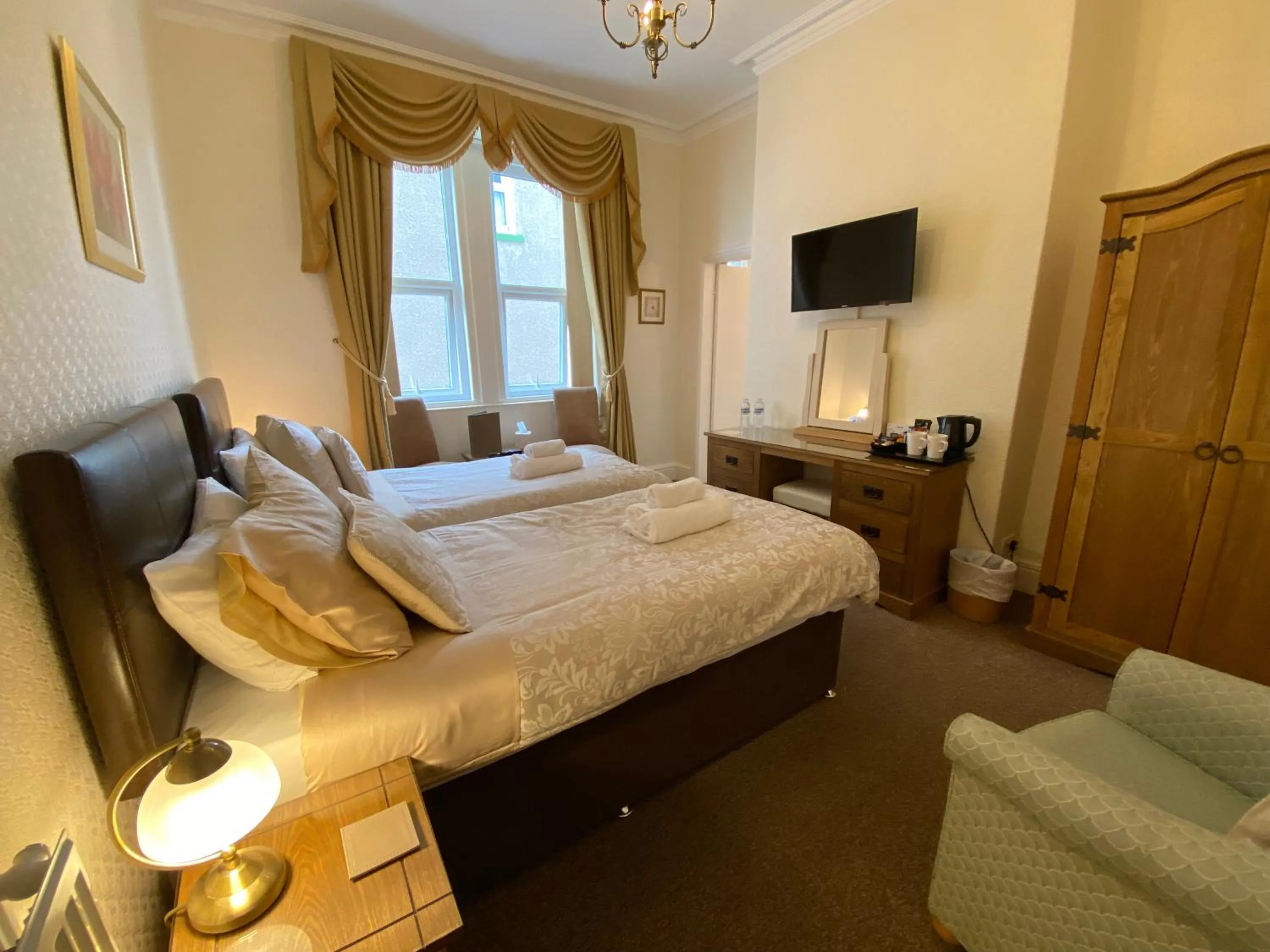 Bed in Cedar Lodge