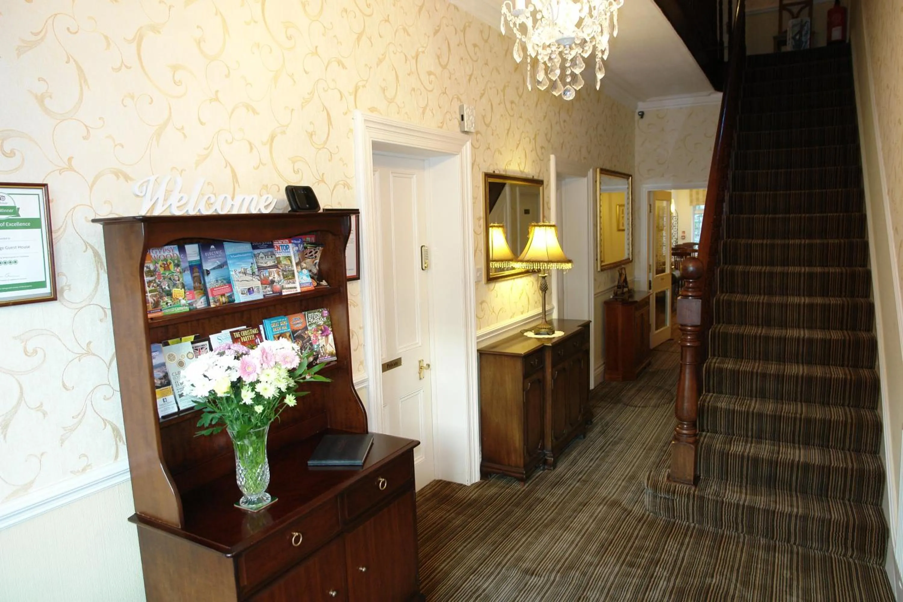 Lobby or reception in Cedar Lodge
